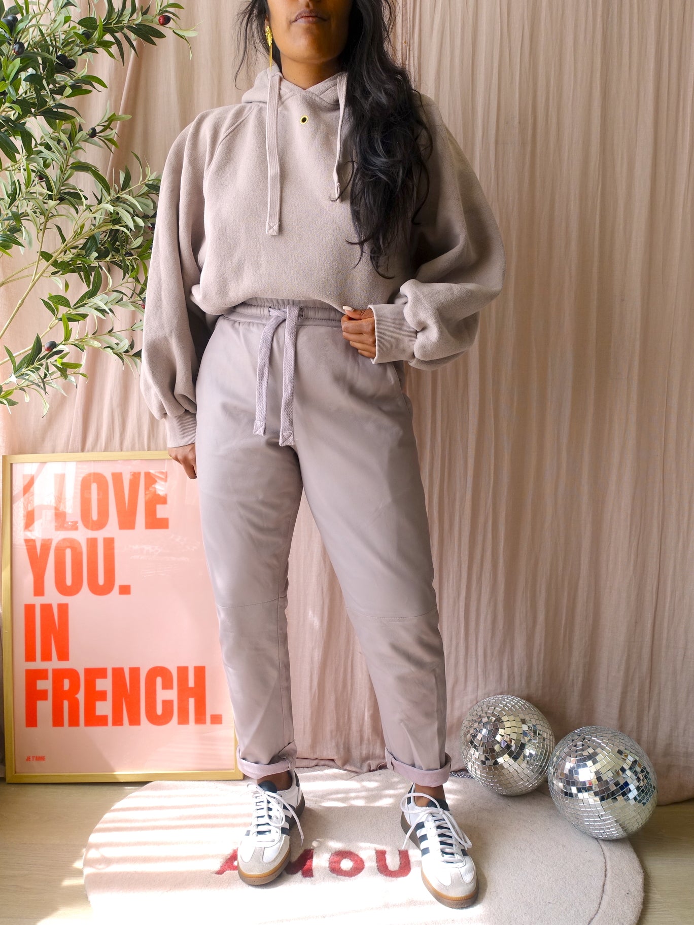 10DAYS leather statement jogger mauve