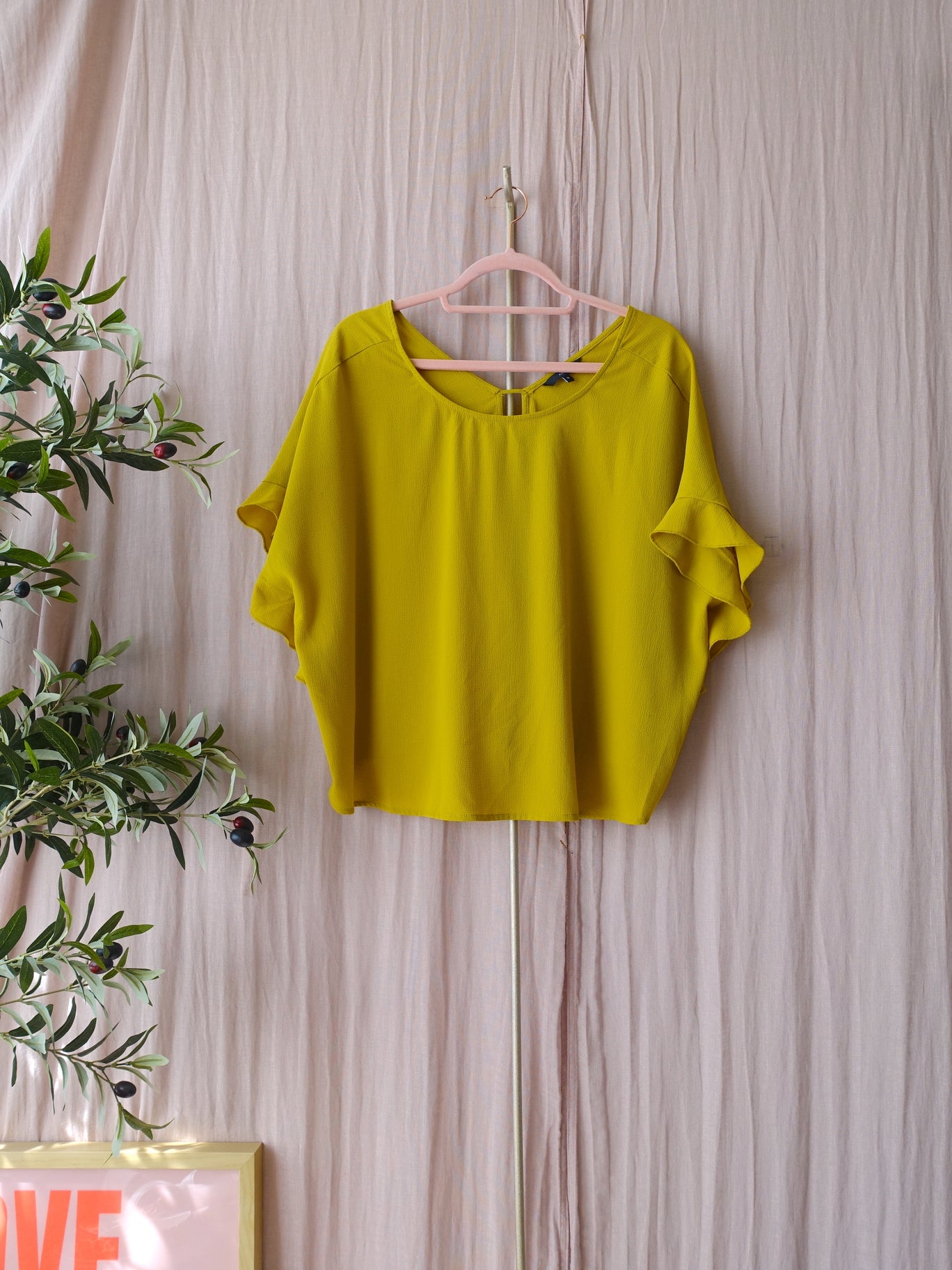 Amitié loose fit top golden ochre