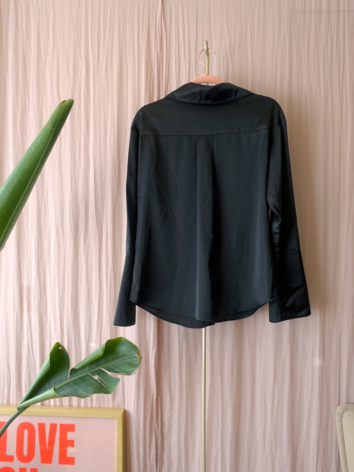 Chaptr-S essential satin blouse zwart