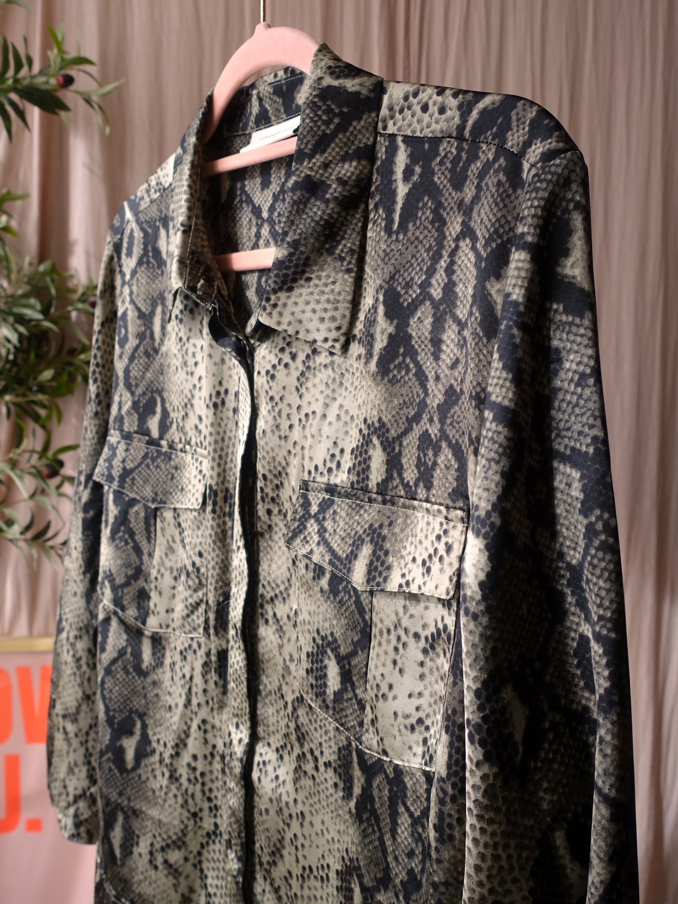 Copenhagen Muse belted satin jurk army