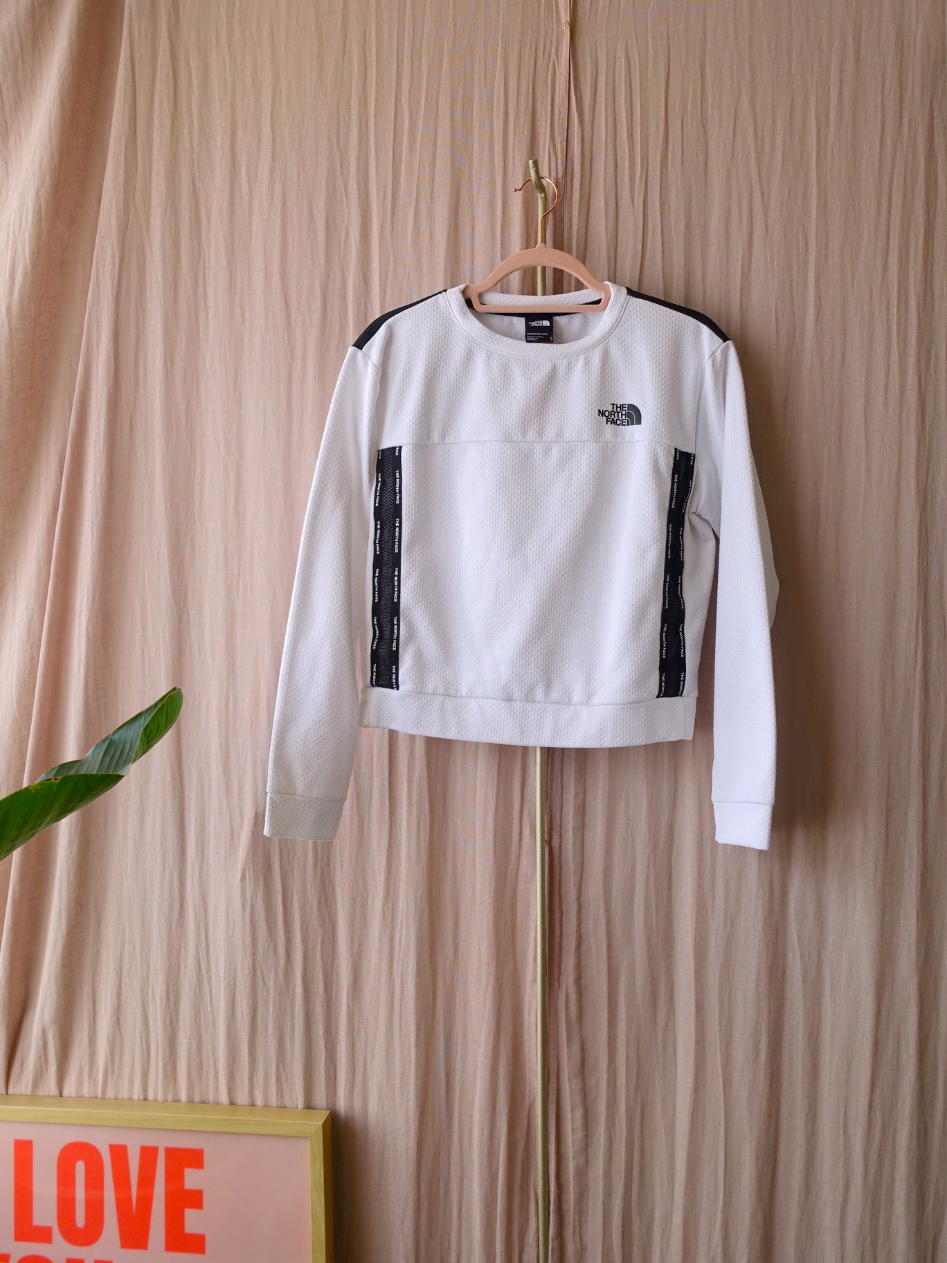 The North Face cropped mesh sweater wit / zwart