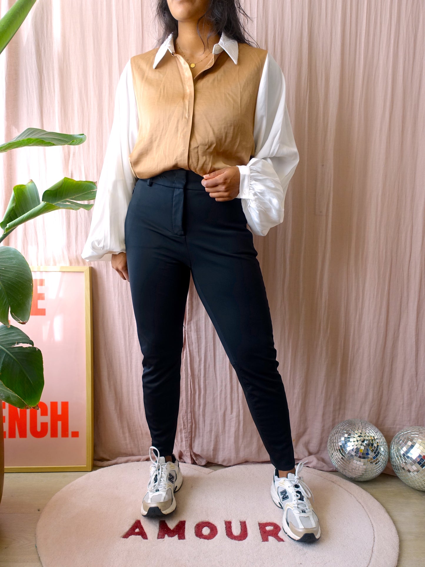 Eksept classy embroidered blouse camel / wit
