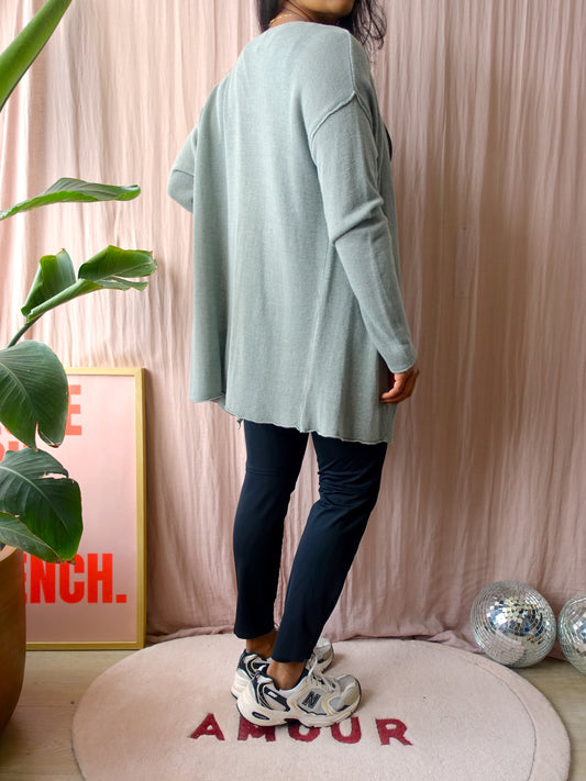 Simple light knit cardigan jade groen