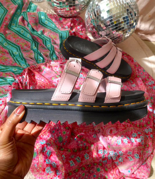Dr. Martens platform sandalen Blaire leather chalk pink