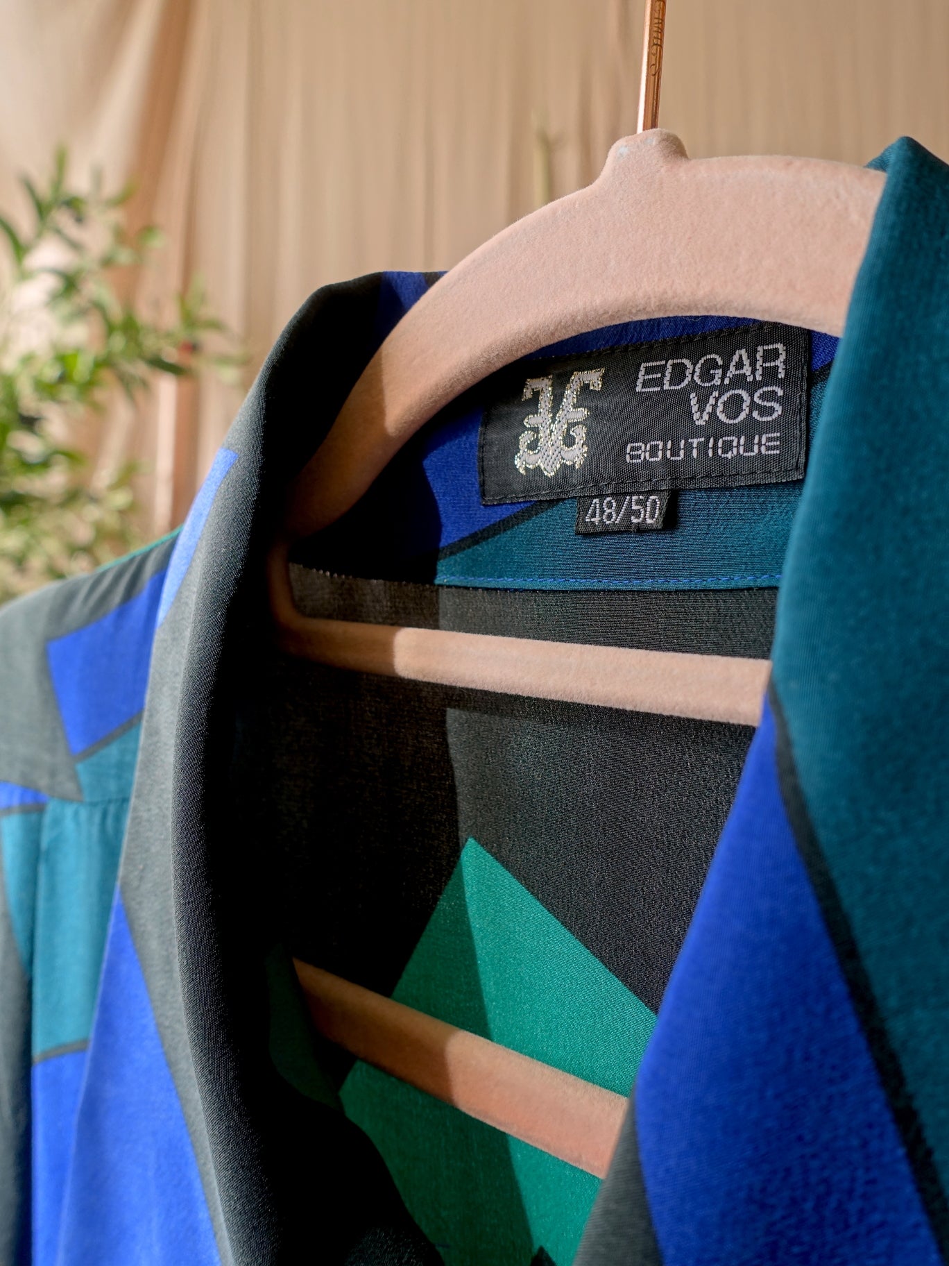 Vintage Edgar Vos Boutique 100% silk shirt