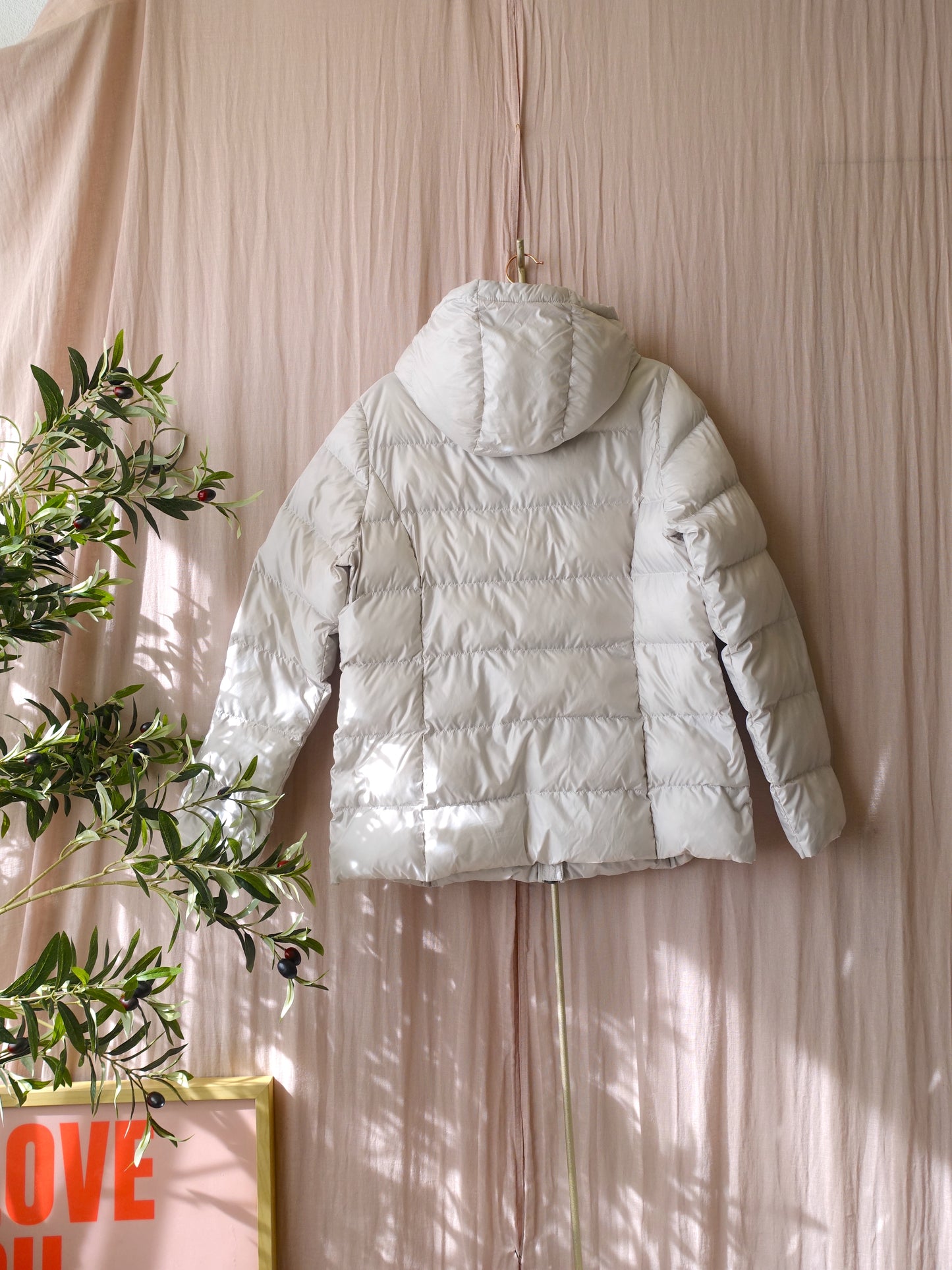Etage Denmark recycled down wind jacket ecru