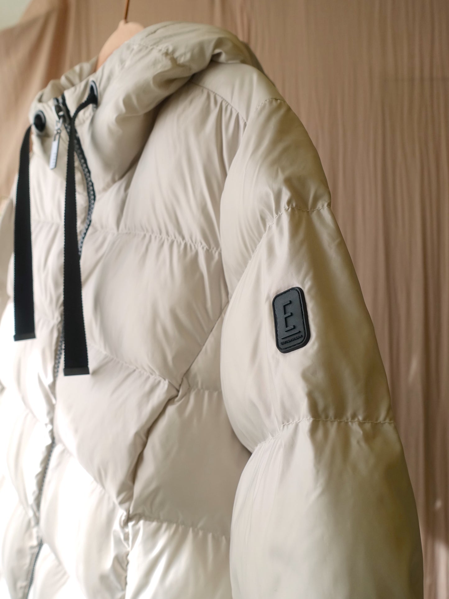 Etage Denmark recycled down wind jacket ecru