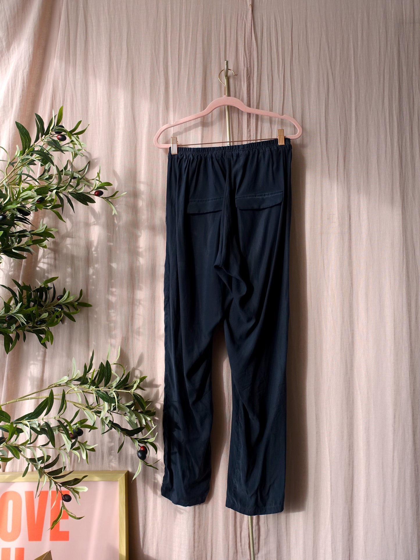 Femmes du Sud silk tapered pantalon zwart