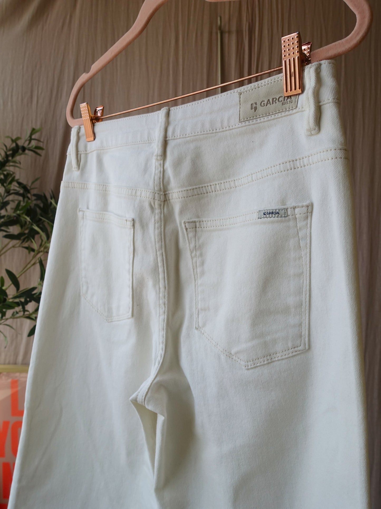 Garcia celia 249 high waist wide leg jeans ecru