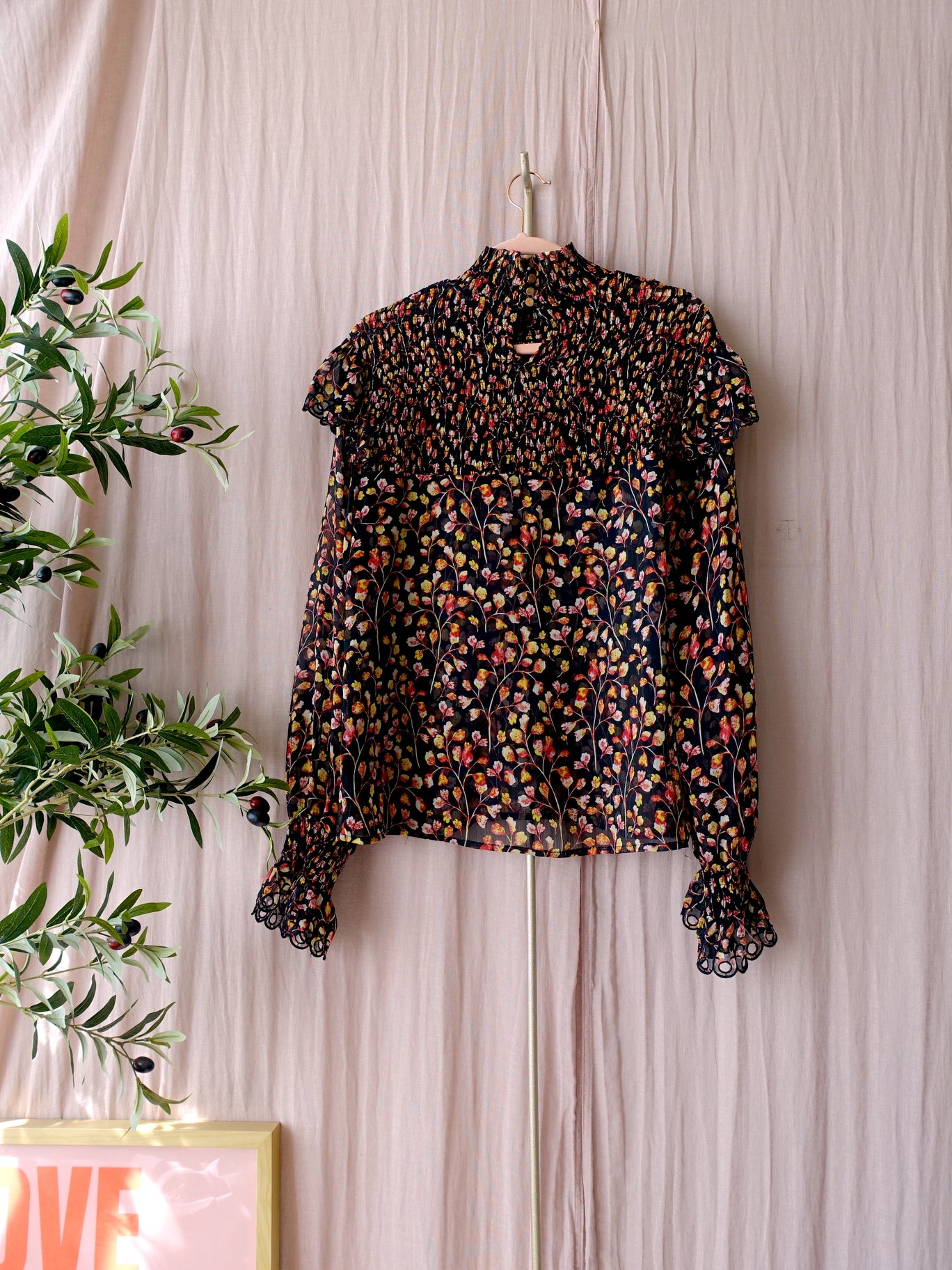 Harper & Yve embroidered ruches top