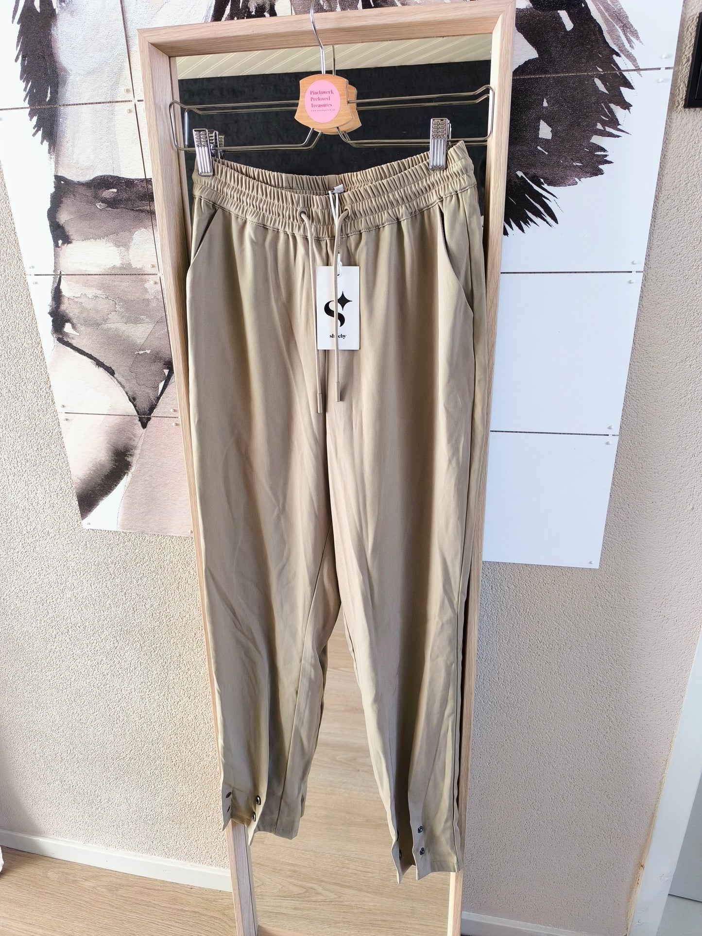 Shoeby city tapered powersuit pants taupe