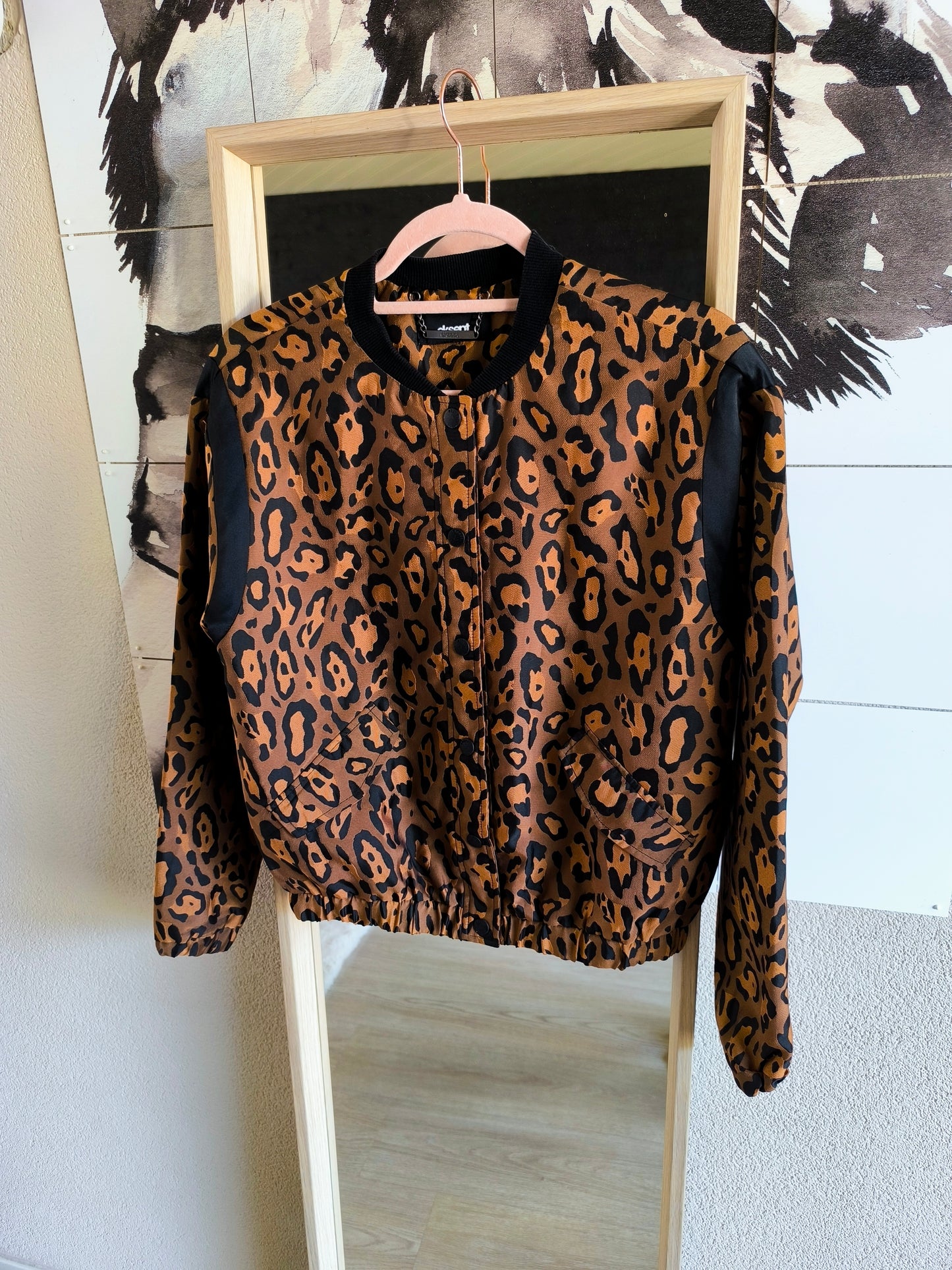 Shoeby jacquard leopard cropped bomber