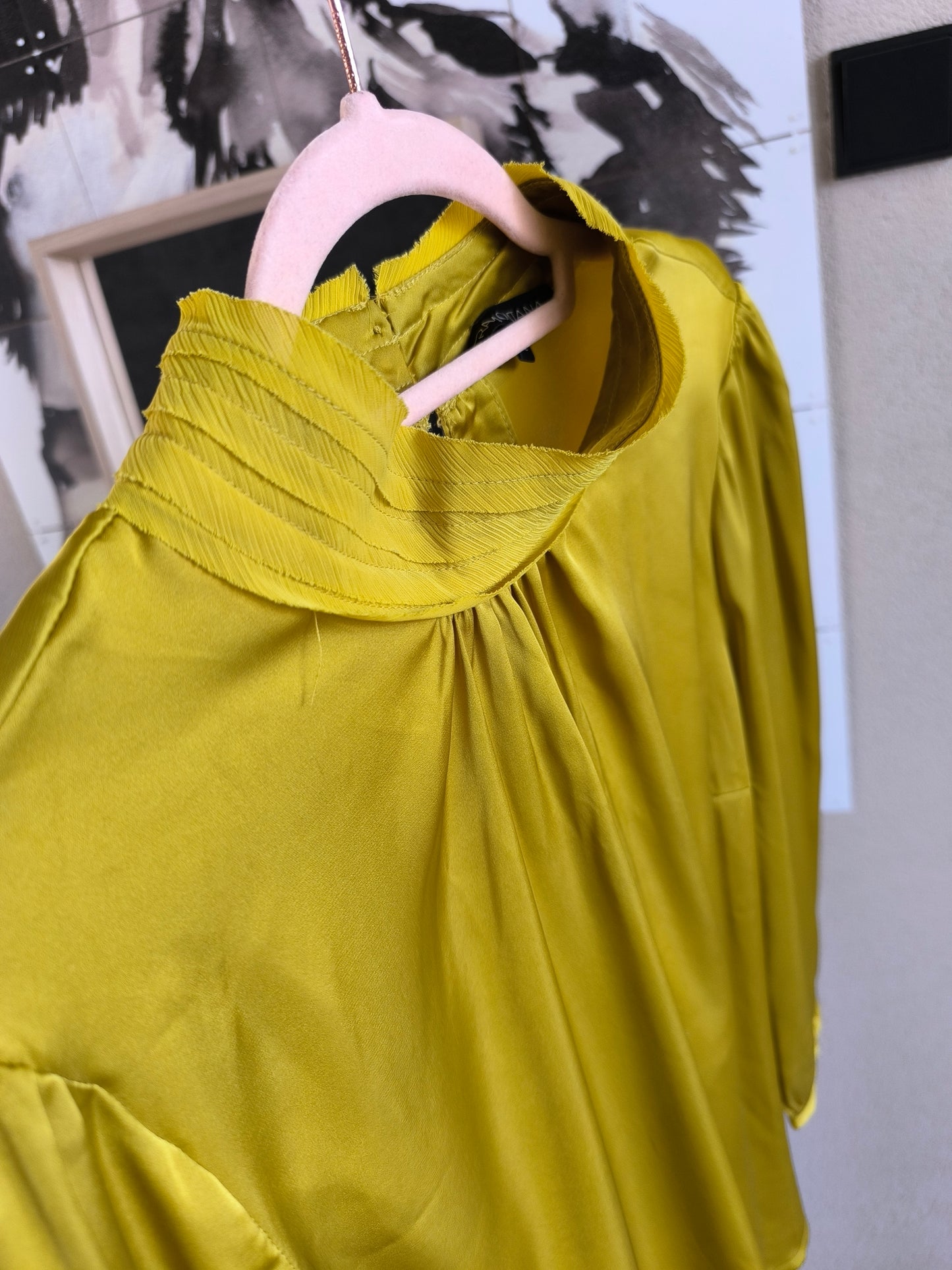 Tramontana satin collar top golden ochre