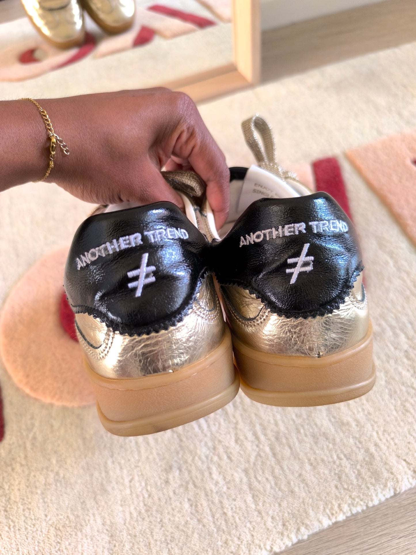 Another Trend Iconic sneakers goud