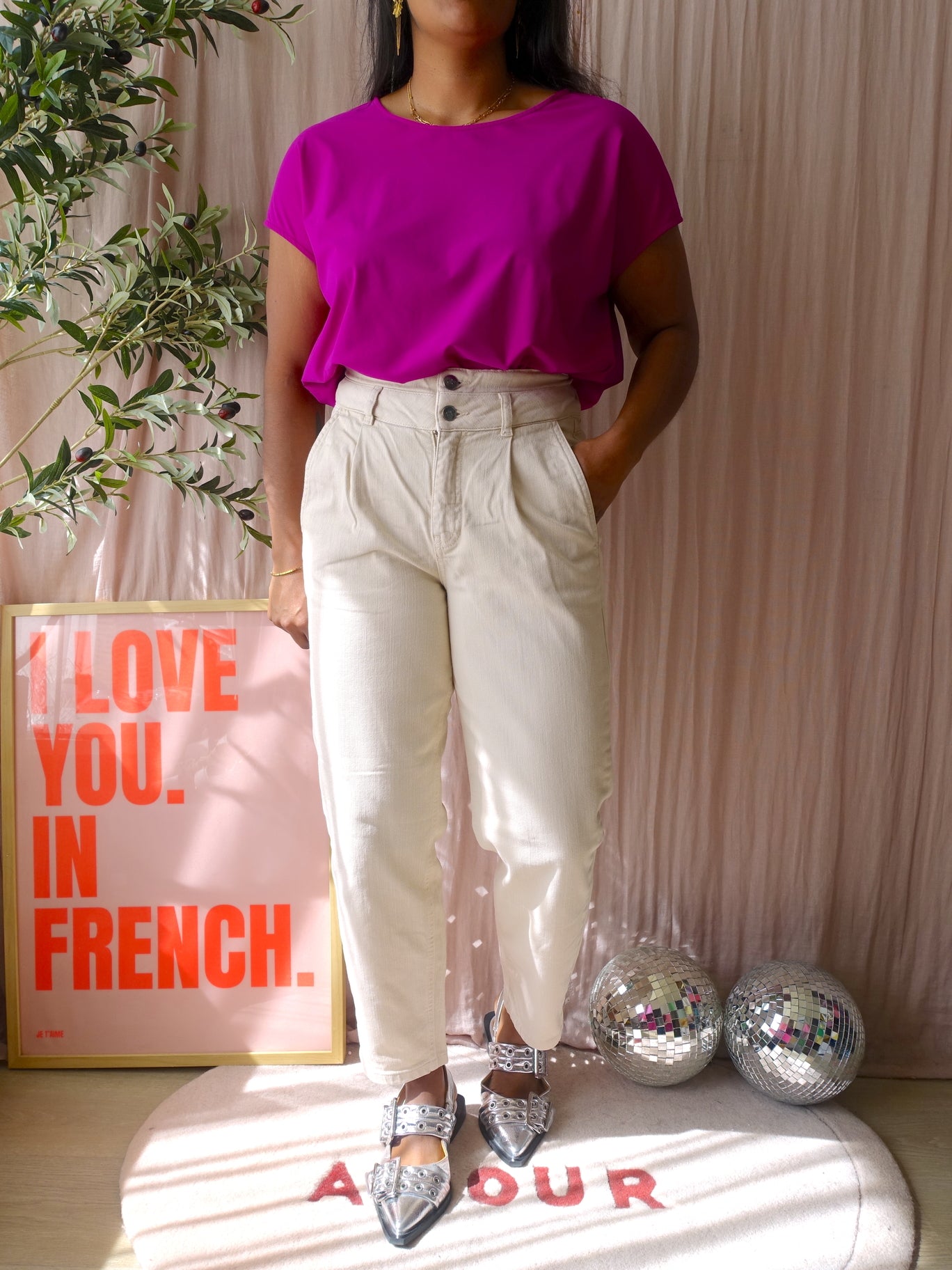 Jane Lushka travel quality tee magenta