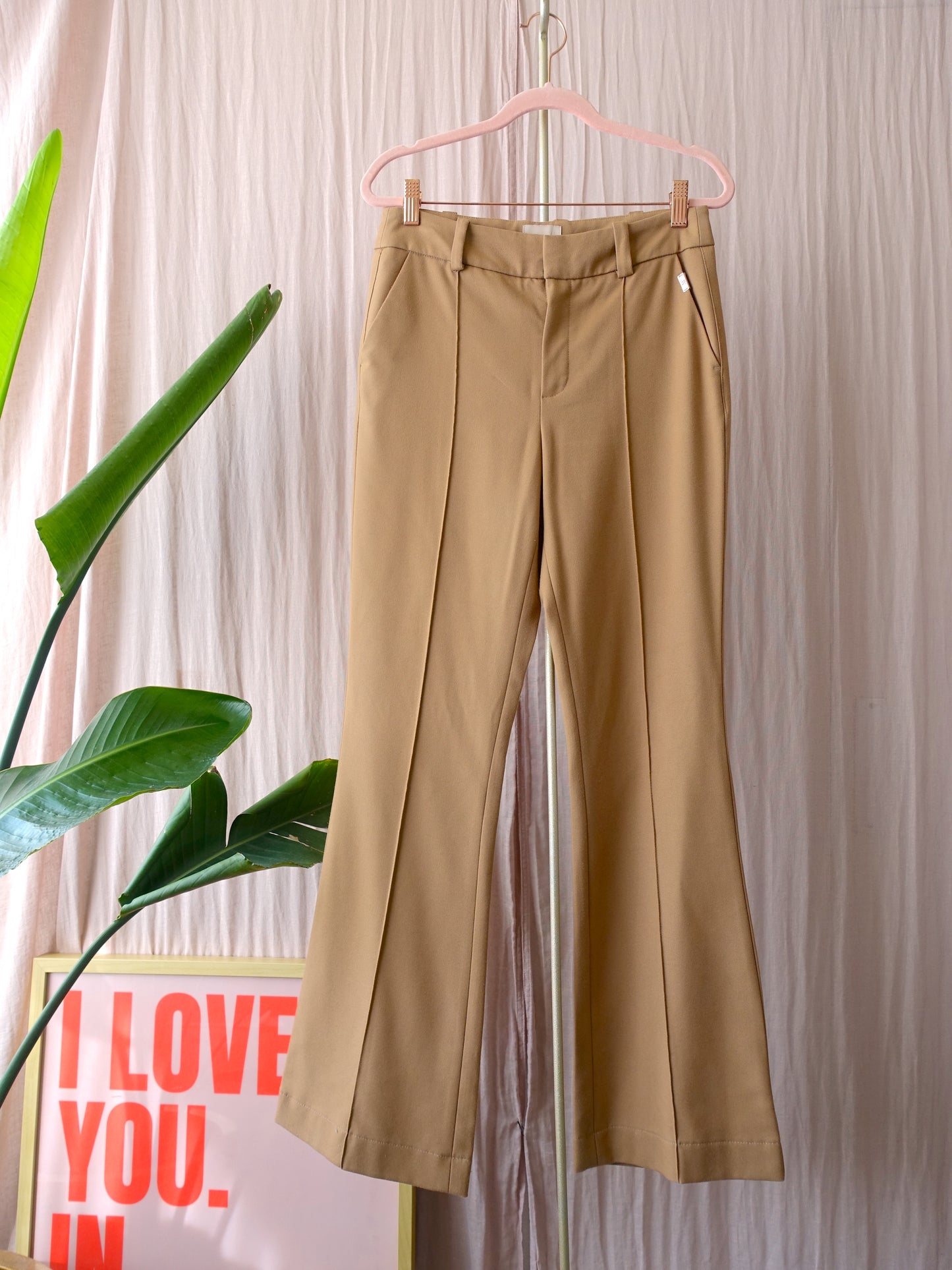 Josh V flared pants split beige