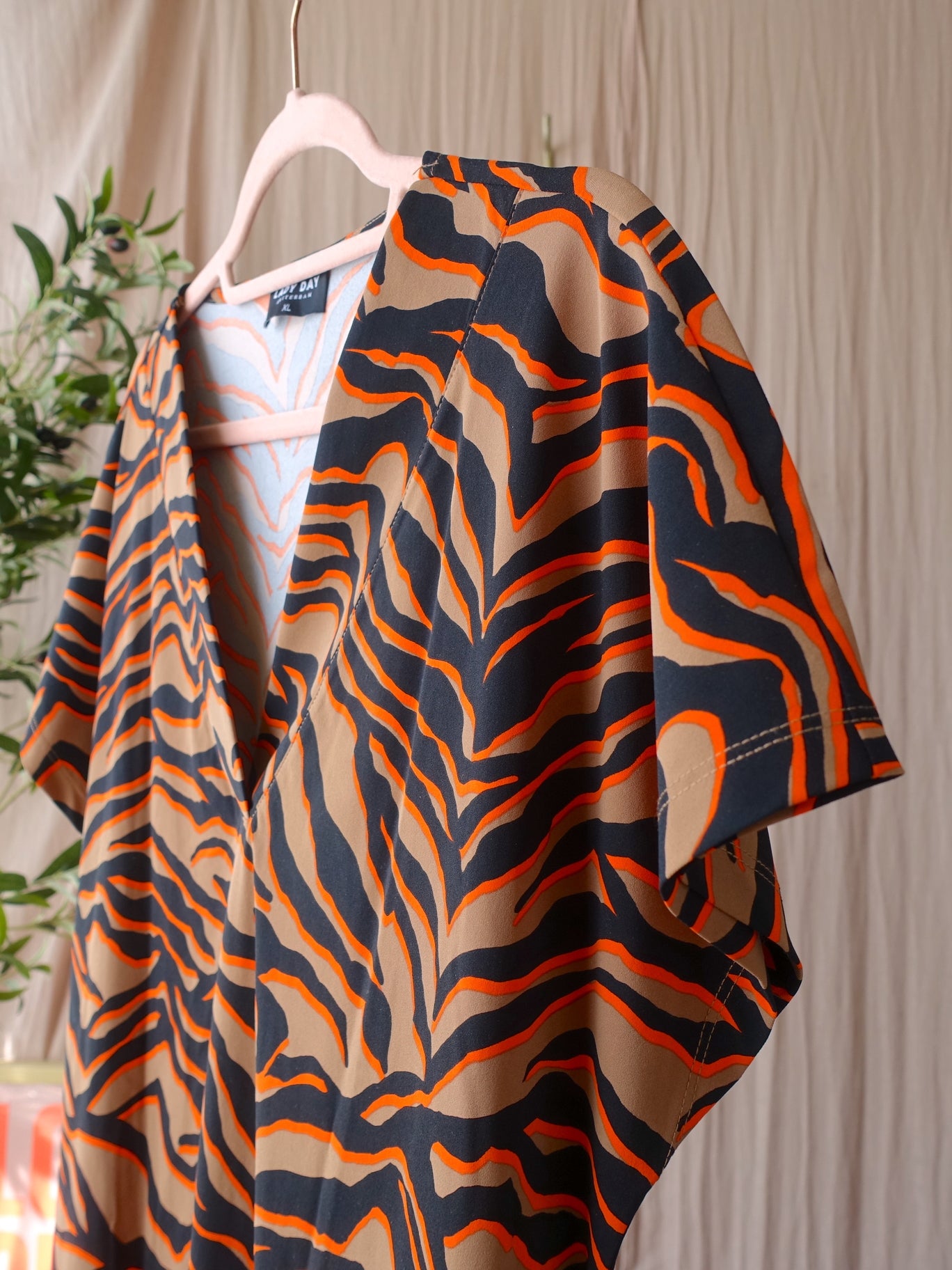Lady Day travelstof eden zebra sunrise jurk