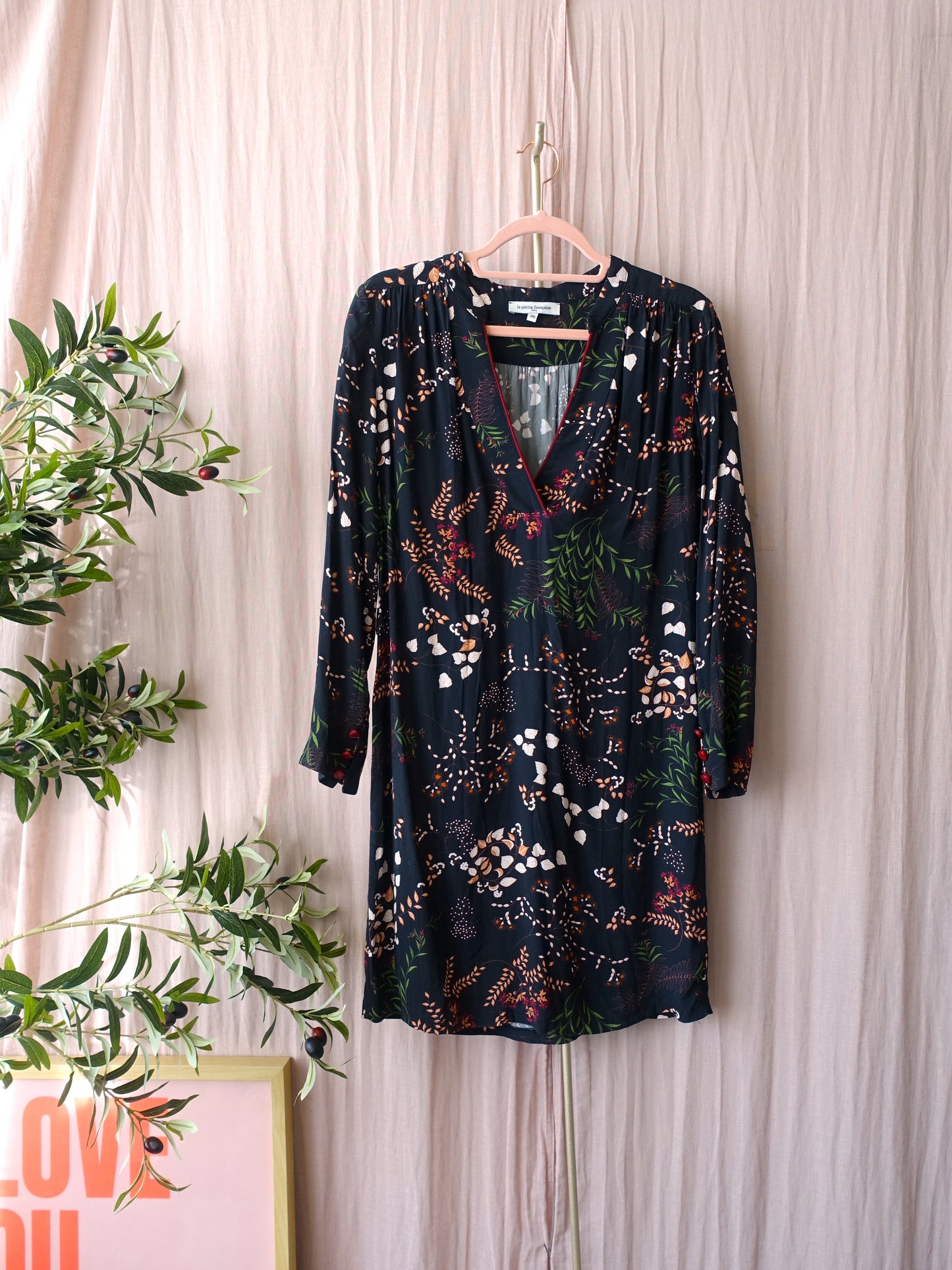 La Petite Française forrest floral v-neck dress