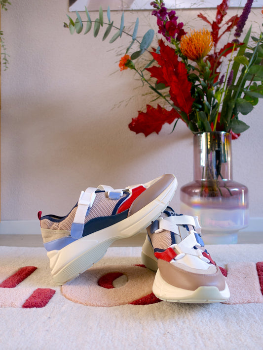 Lola Cruz chunky sole sneakers