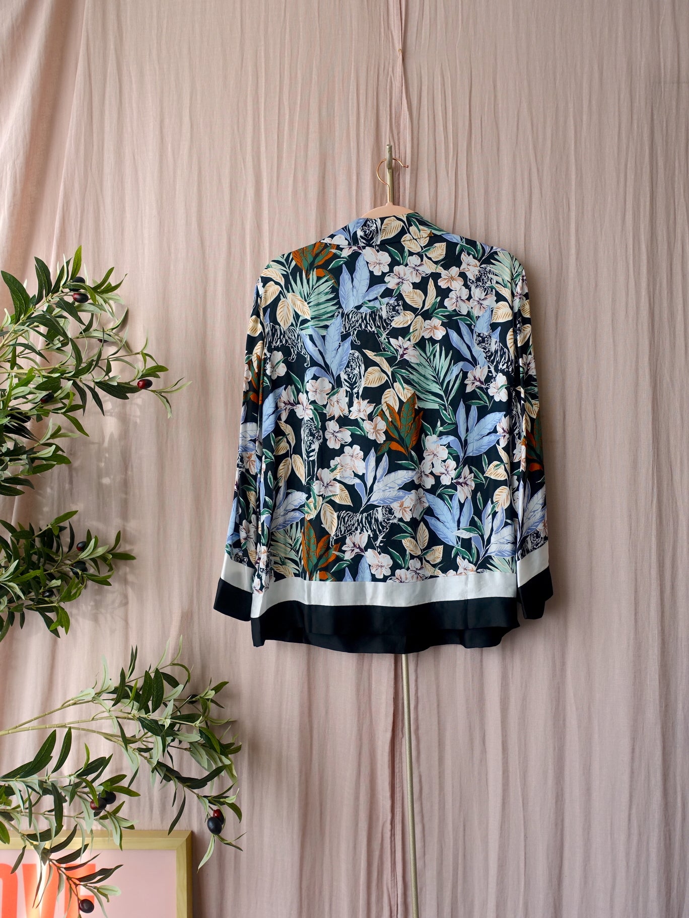 Maje cioni jungle print satin blazer shirt
