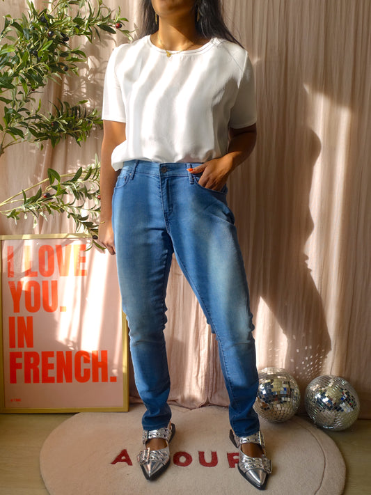 Levi's demi curve mid rise skinny jeans