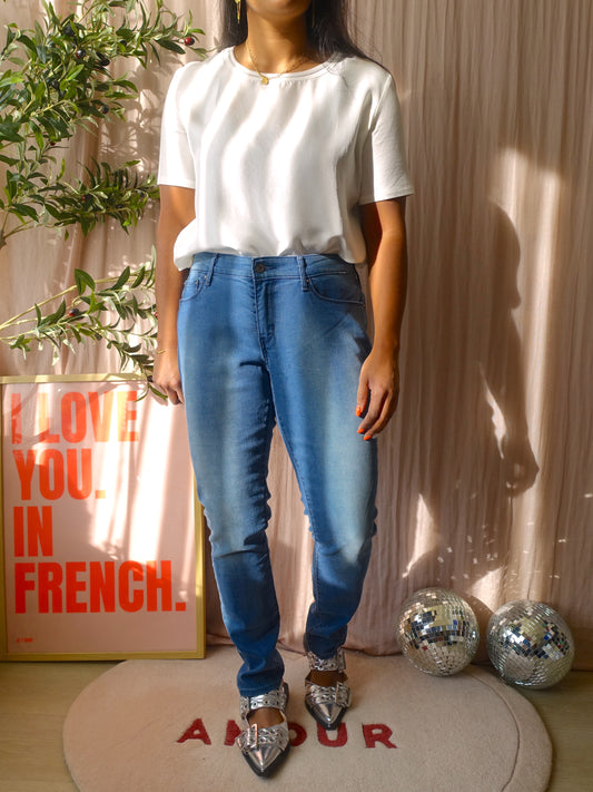 Levi's demi curve mid rise skinny jeans