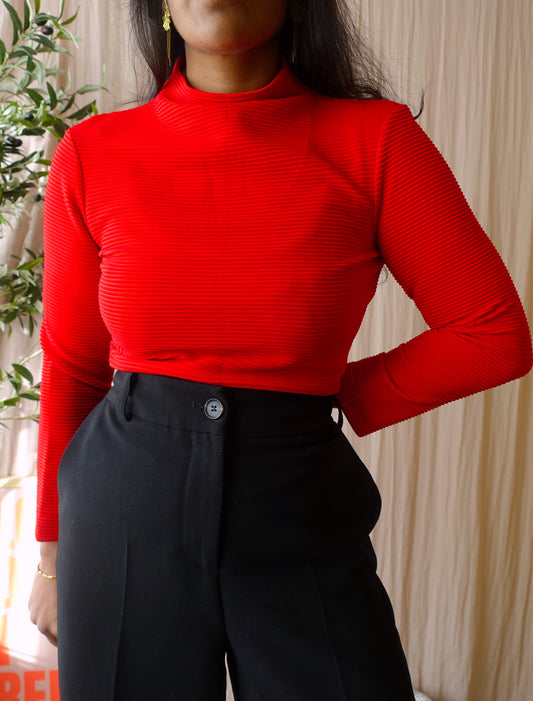 Vanilia mock neck rib top scarlet