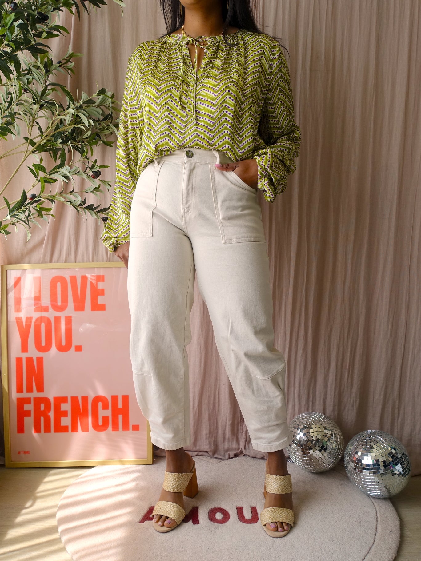 Mondieux Madame peplum detail top lime