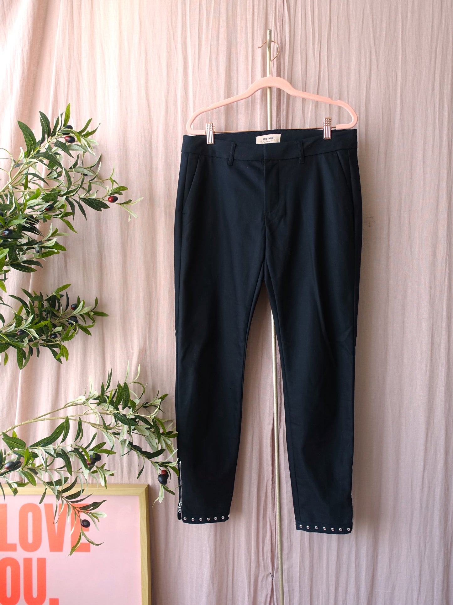 Mos Mosh abbey troks tape pantalon studs zwart