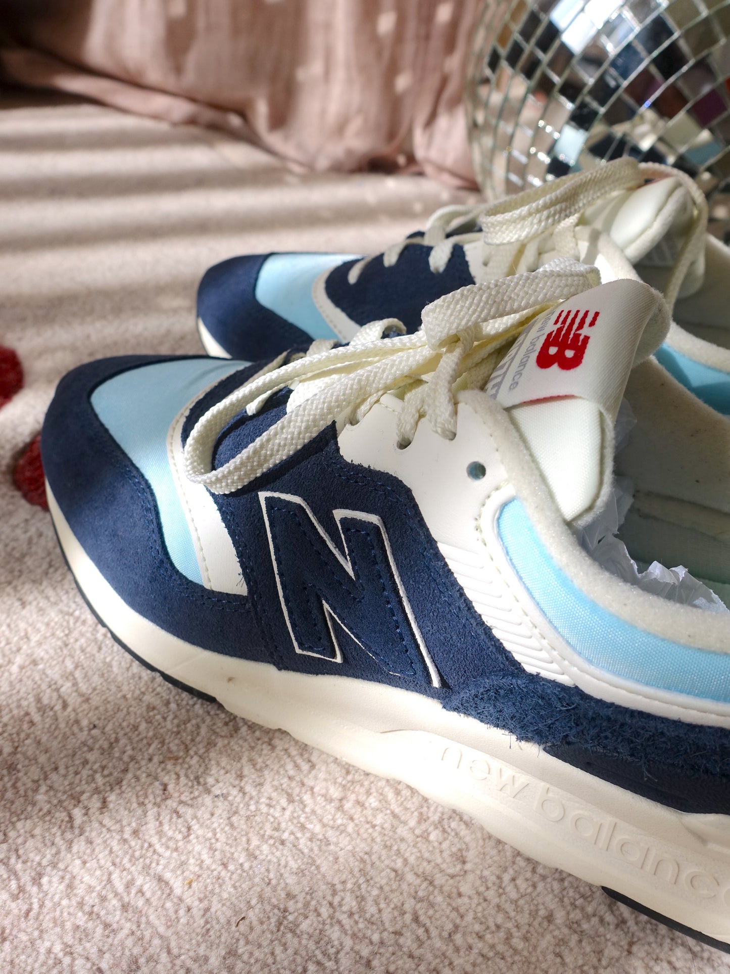 New Balance 997H light blue / navy / white