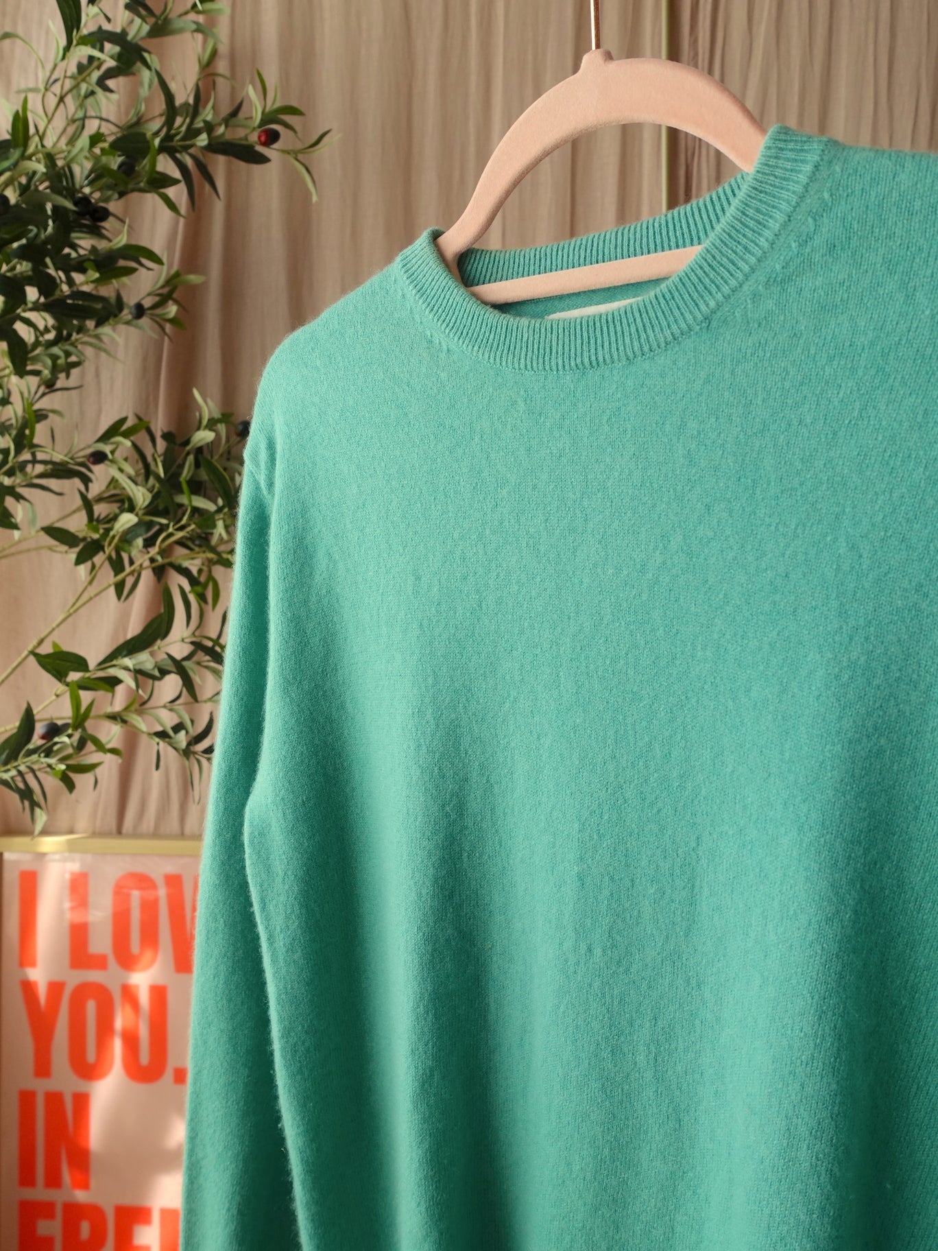 People's Republic Of Cashmere women's fitted roundneck spearmint