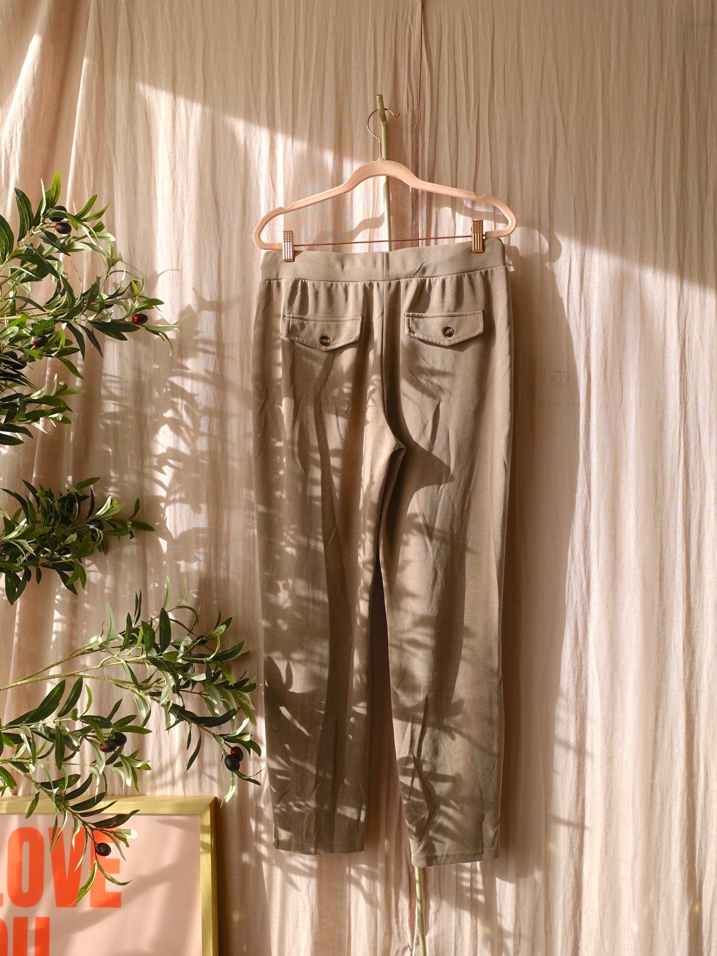 Poools modal tapered pants taupe