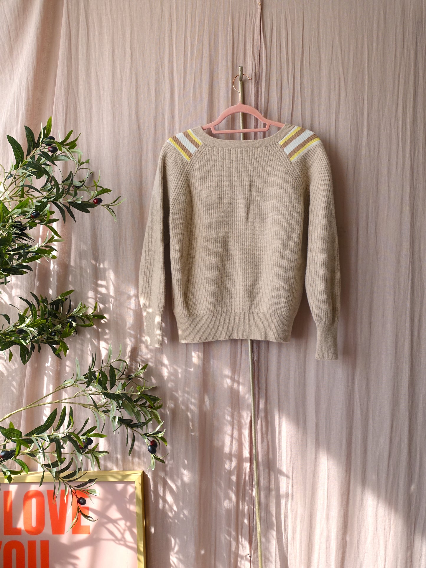 Reiss hadley v-neck knit beige