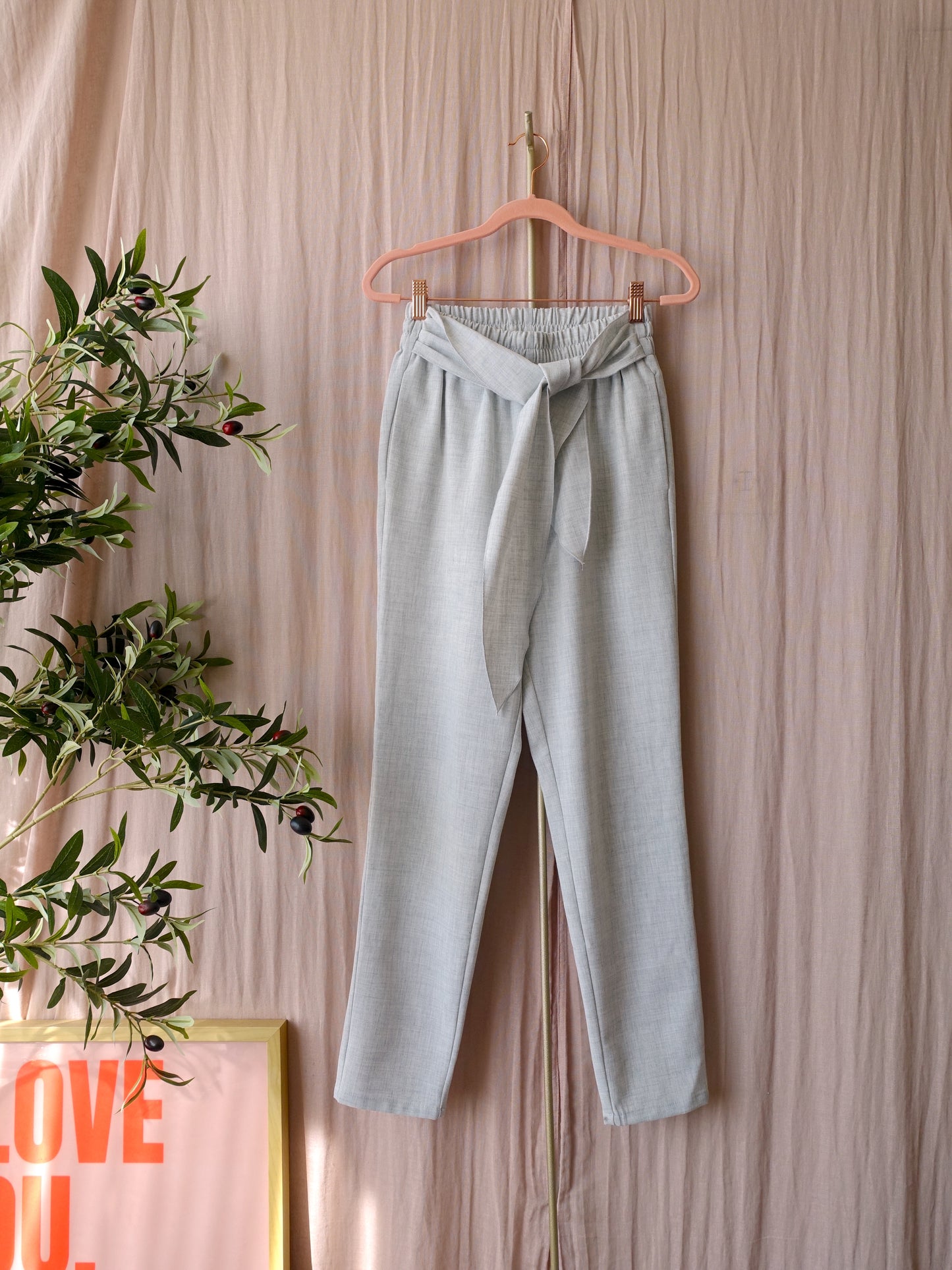 Ruby Tuesday high waist bowtie pants light grey