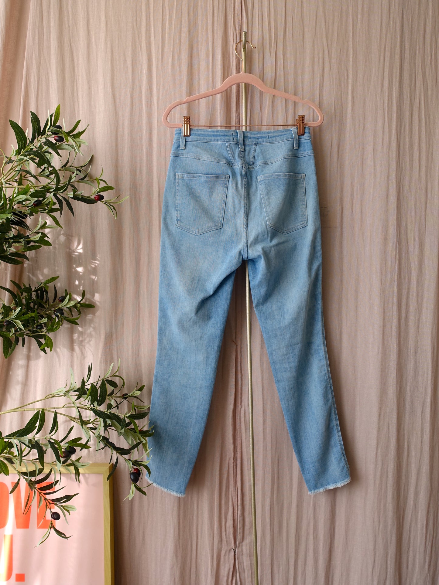 Closed skinny pusher stretch light blue