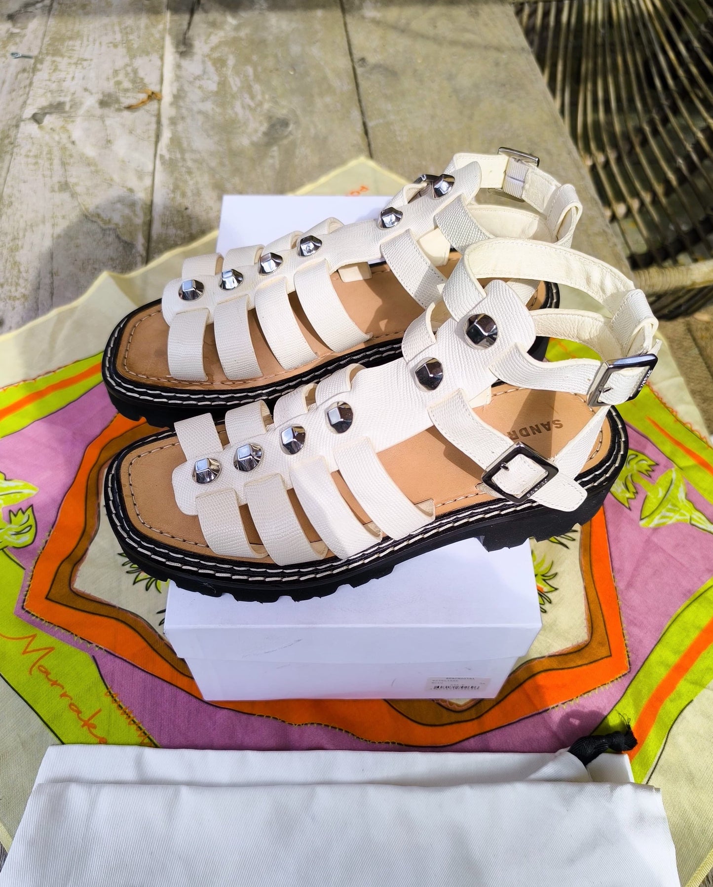 Sandro Eliane lizard effect sandalen ecru