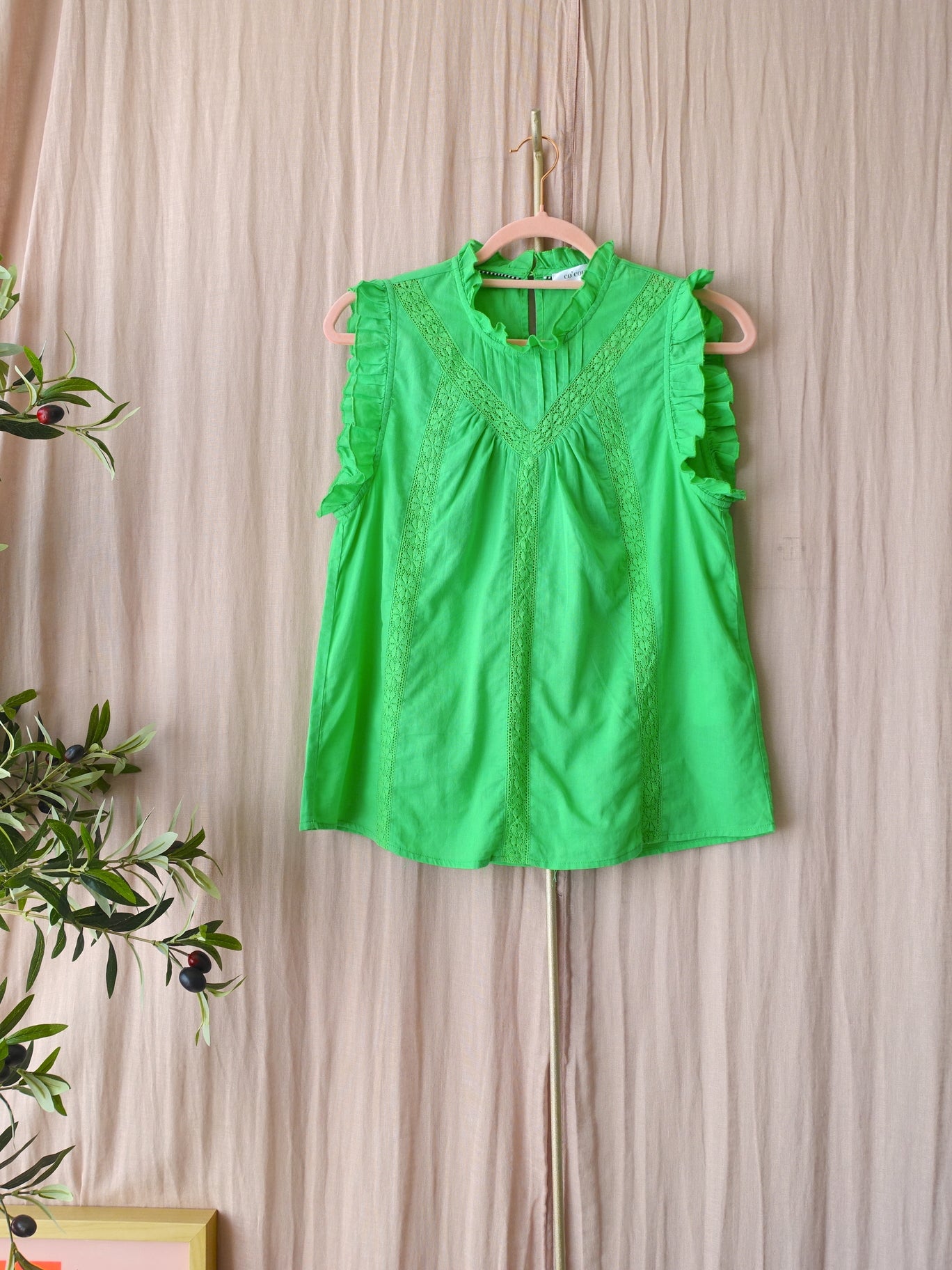 Co'Couture Lola linnenmix frill top green flash