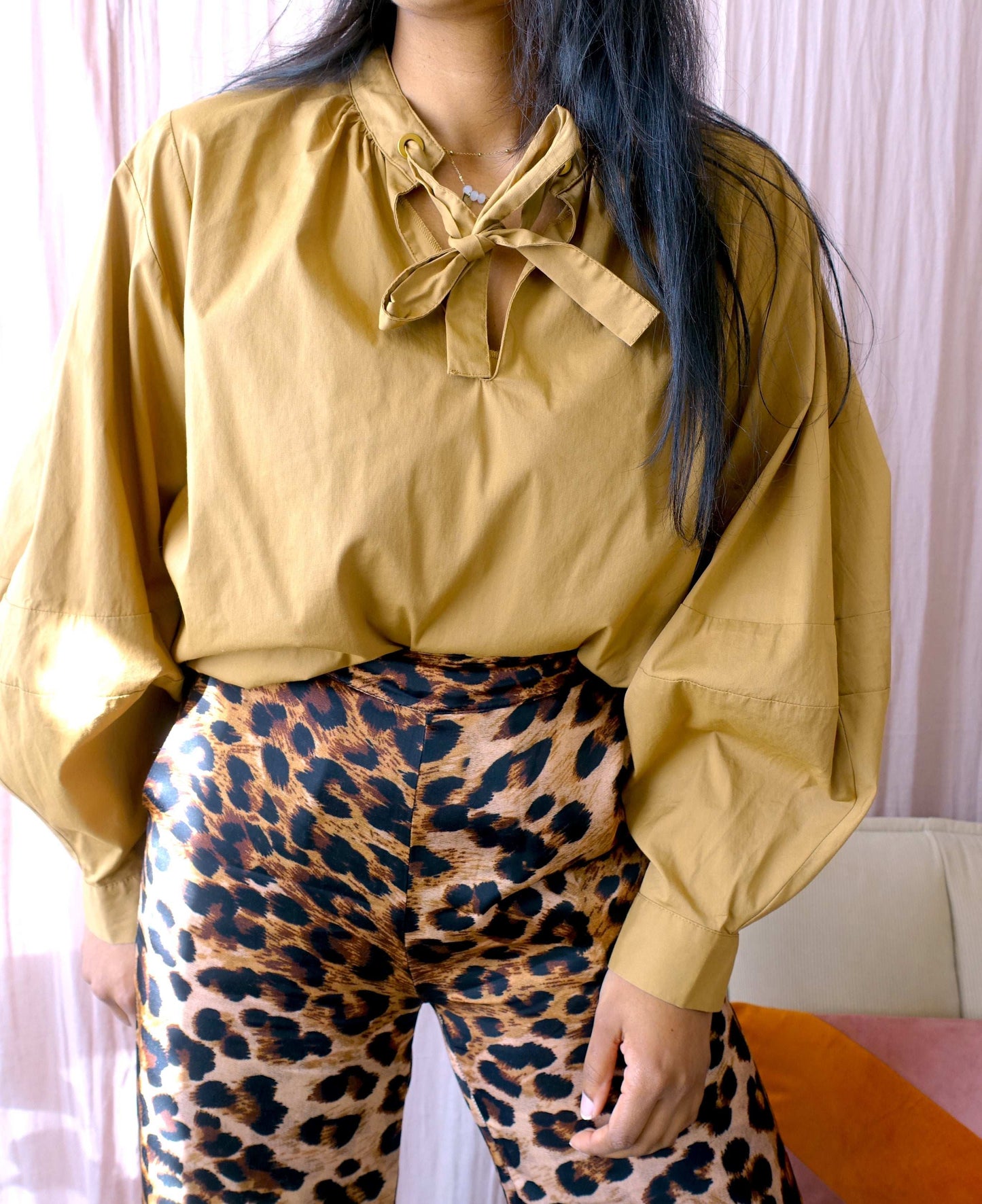Scotch & Soda crispy cotton bowtie top camel