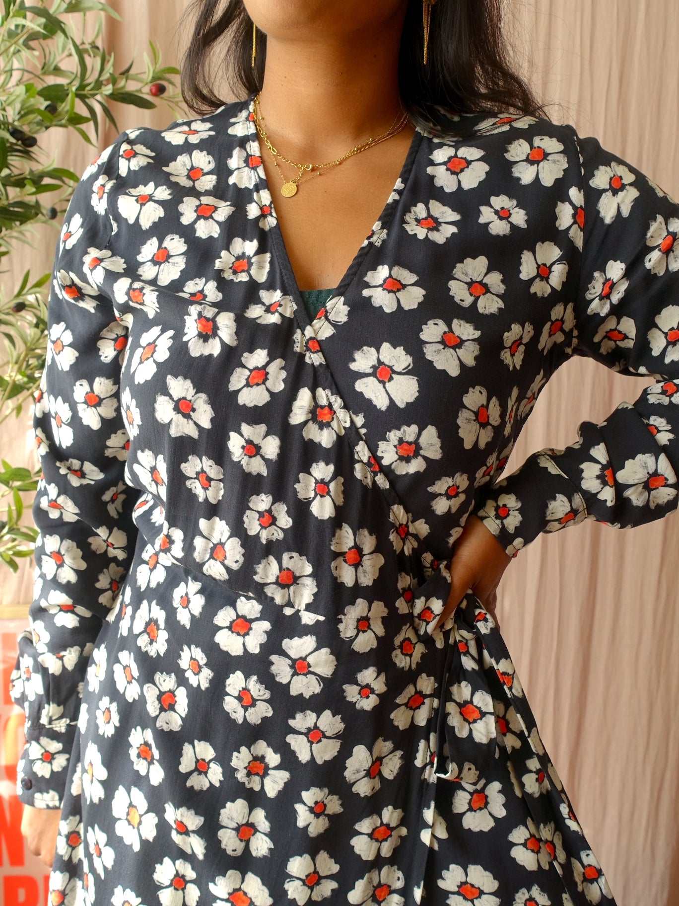 Stieglitz viscose wrap over daisy jurk