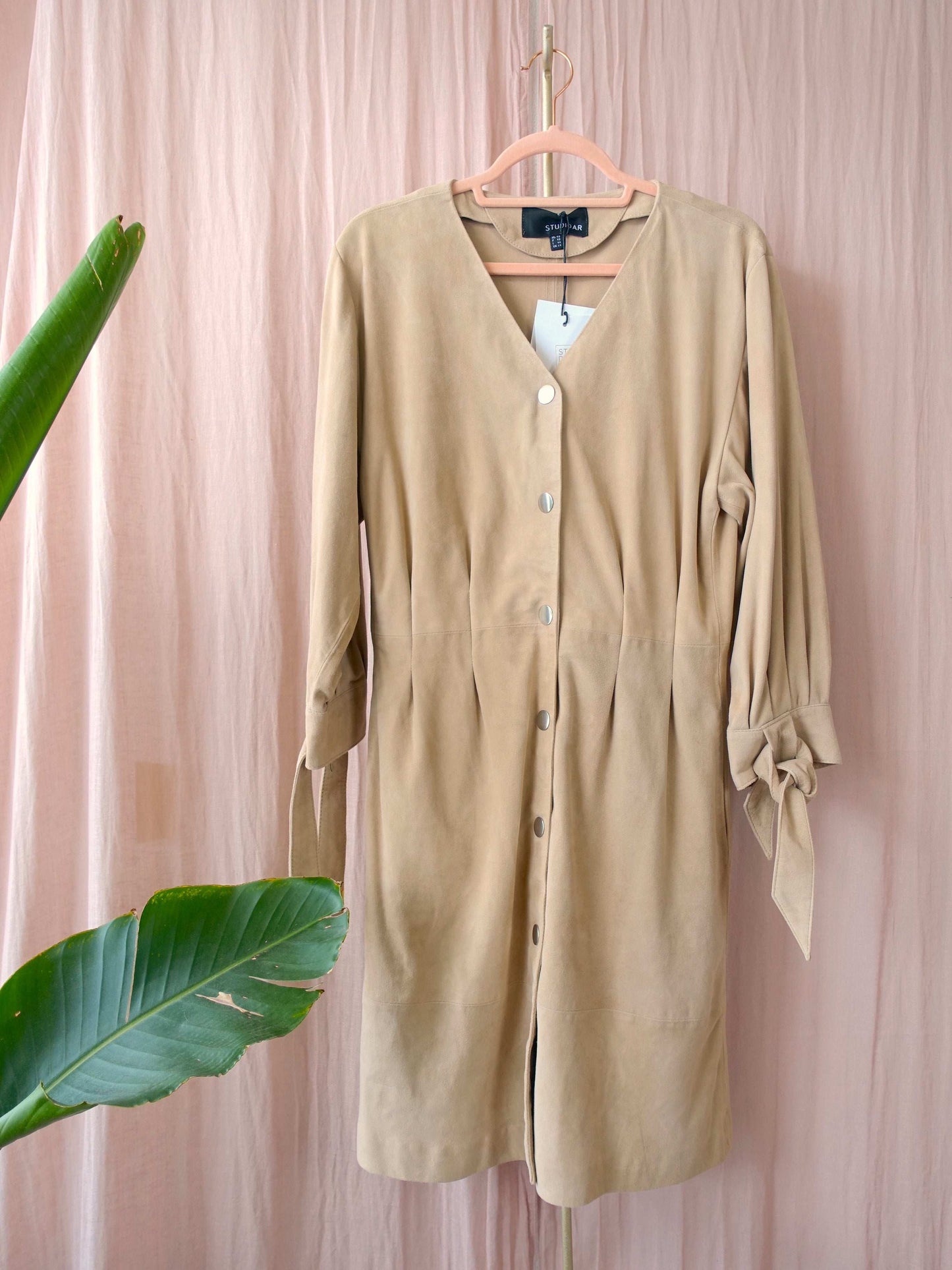 Studio AR goat leather dress beige