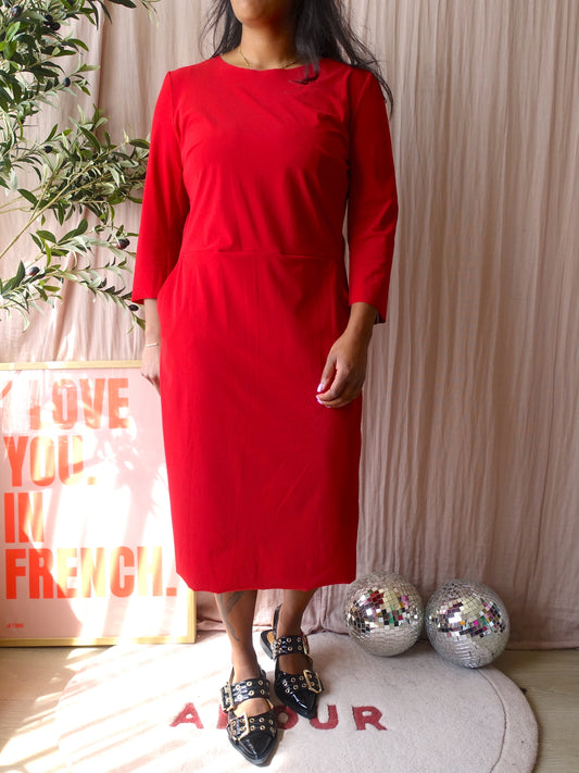 TRVL DRSS by Zenggi classic midi round neck jurk