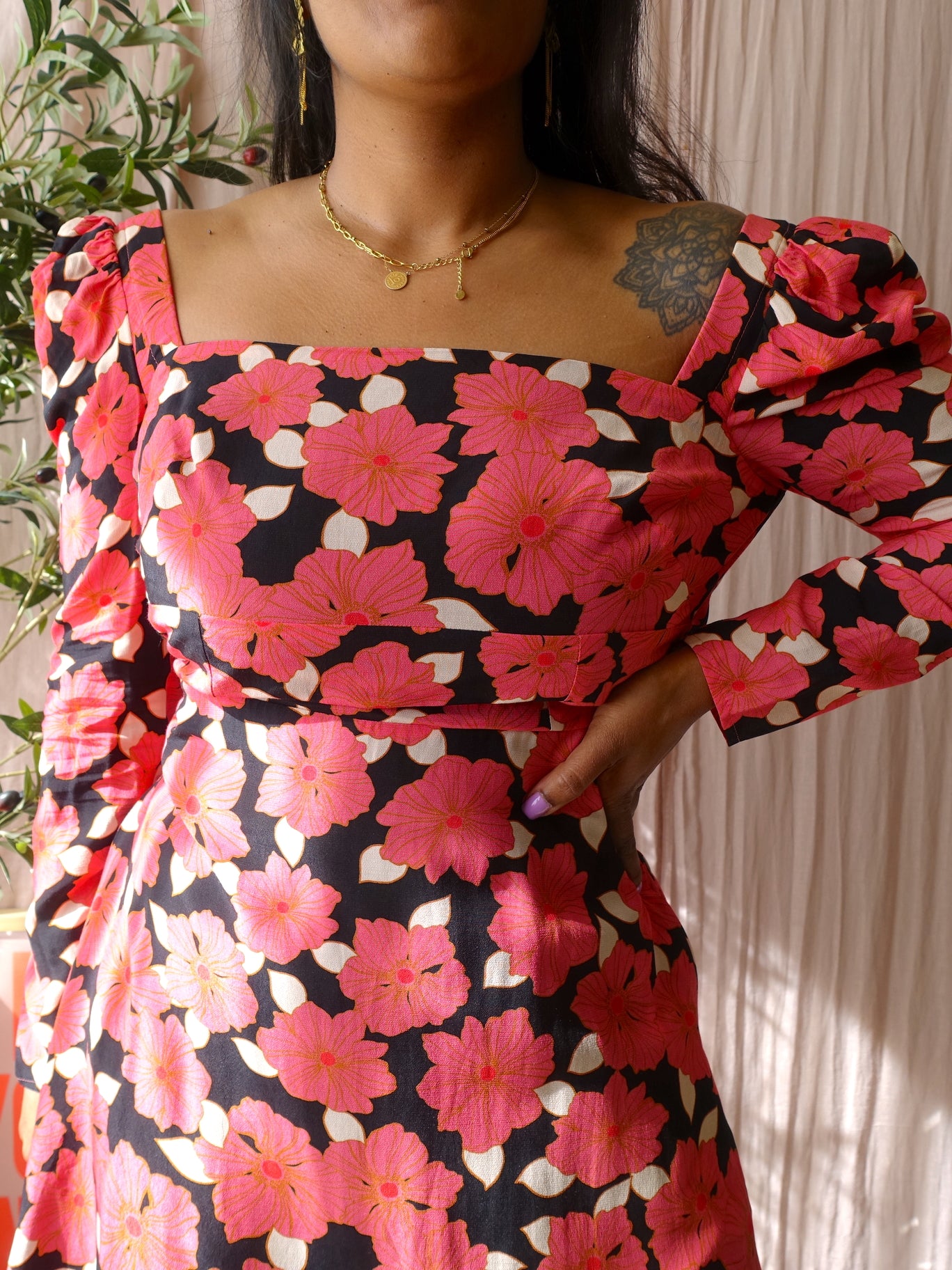 Reiss back detail floral jurk calypso coral