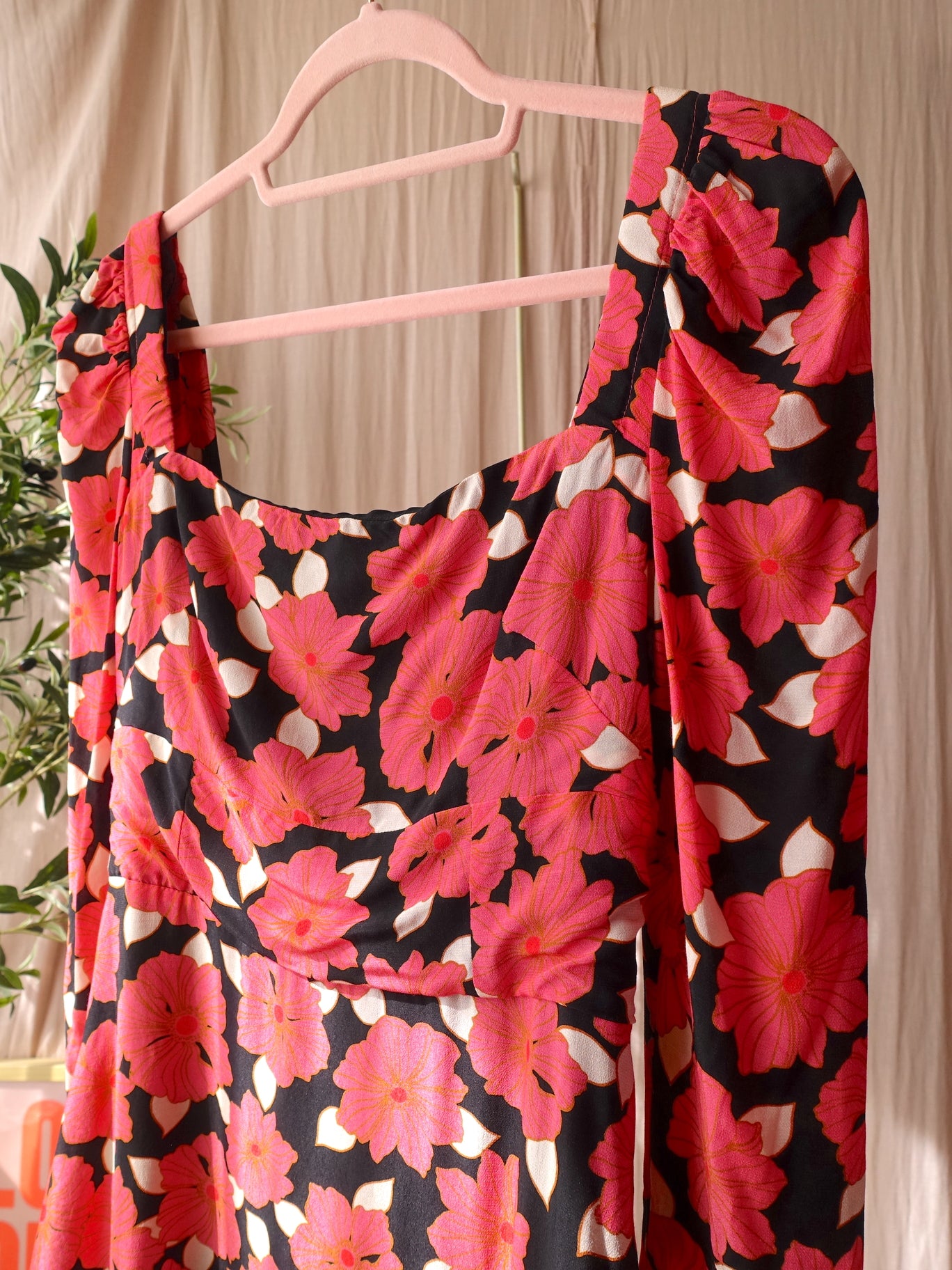 Reiss back detail floral jurk calypso coral