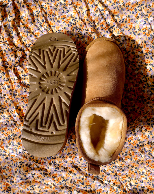 UGG Classic Ultra Mini platform chestnut