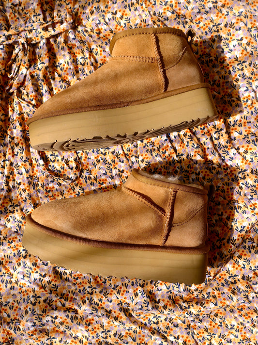 UGG Classic Ultra Mini platform chestnut