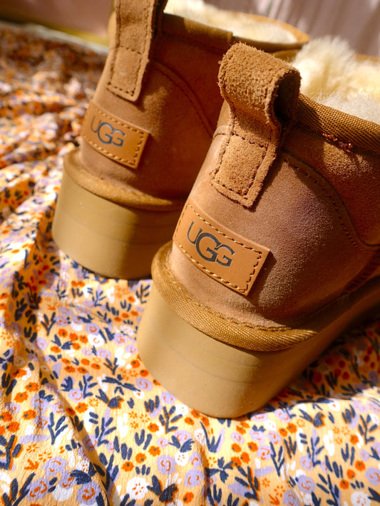 UGG Classic Ultra Mini platform chestnut