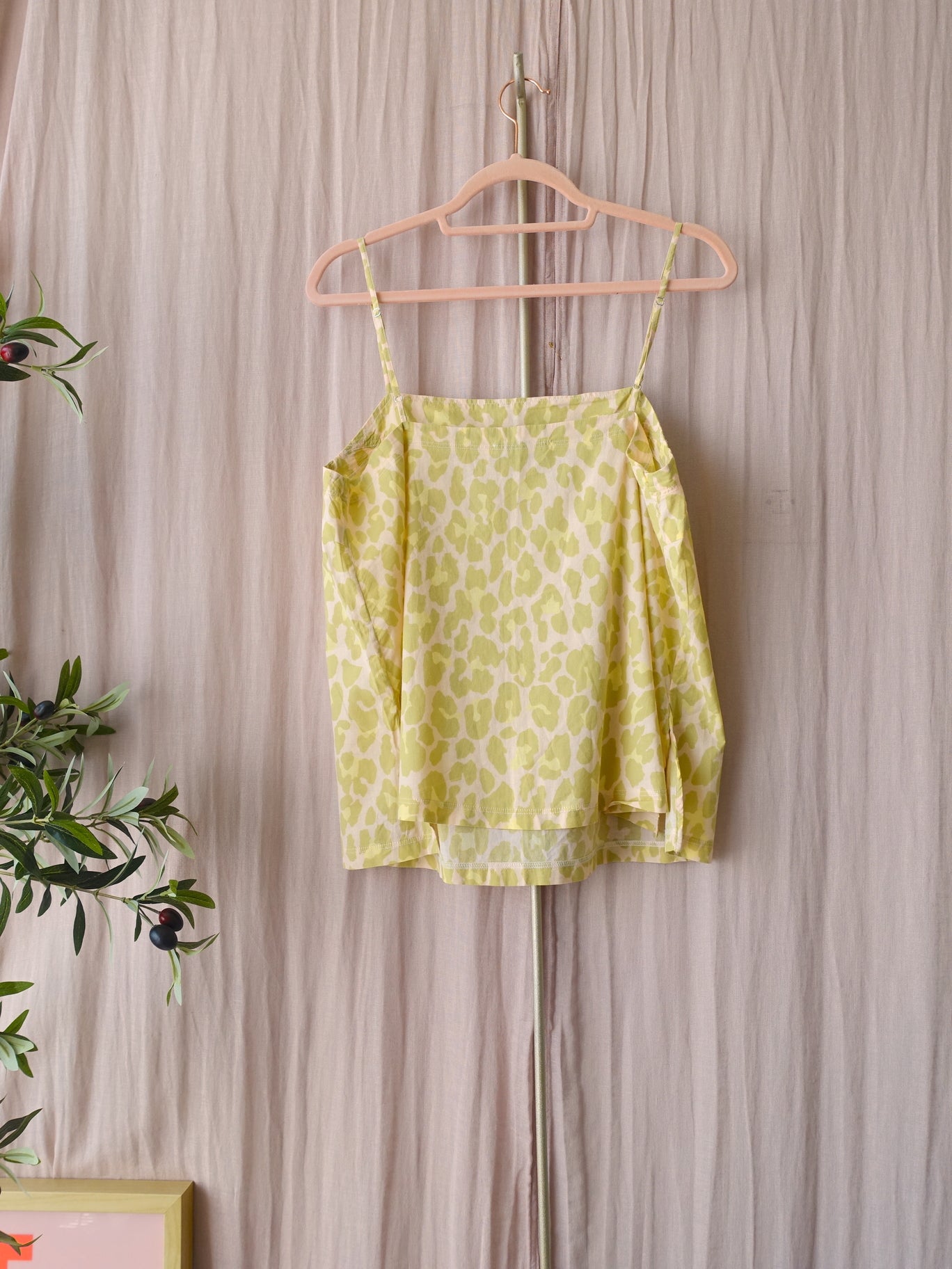 Vanilia leopard print cotton top pastel lime