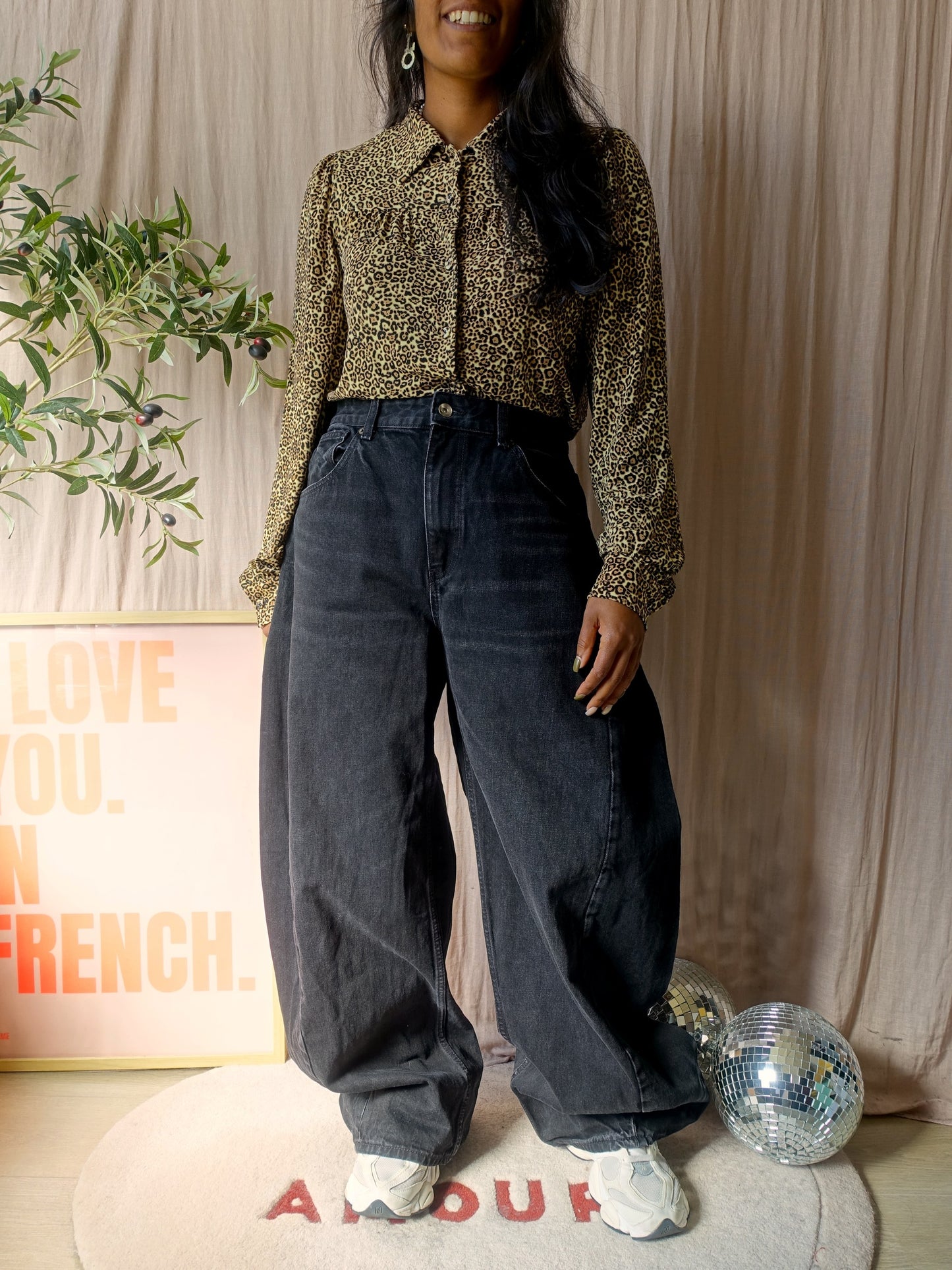 Vanilia jersey stretch leopard print blouse