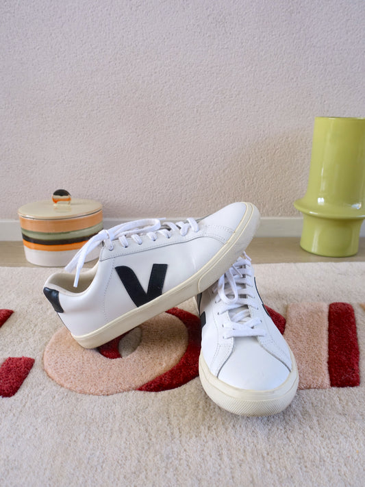 Veja esplar lederen sneakers wit / zwart