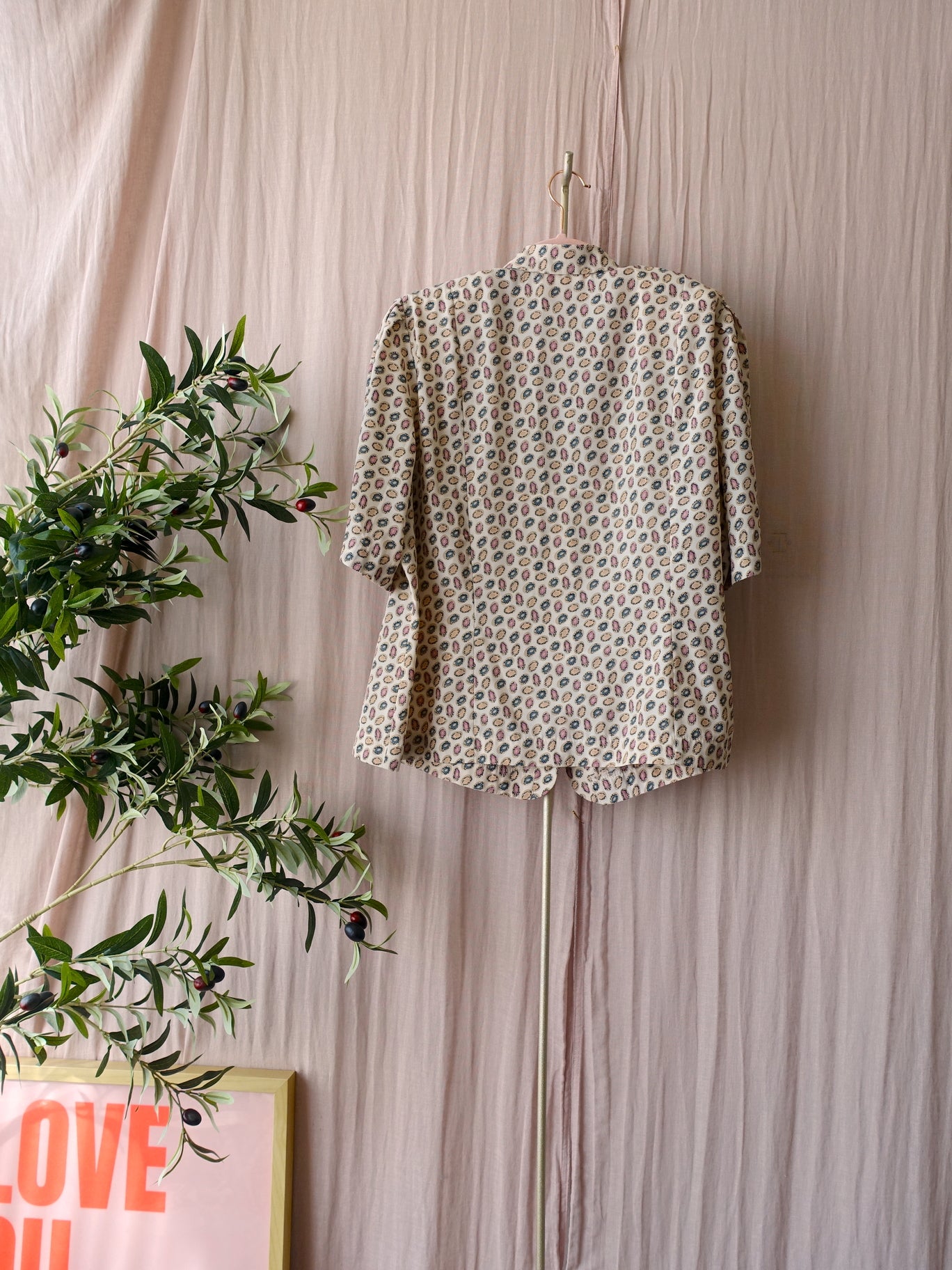 The Vintage pastel paisley shirt